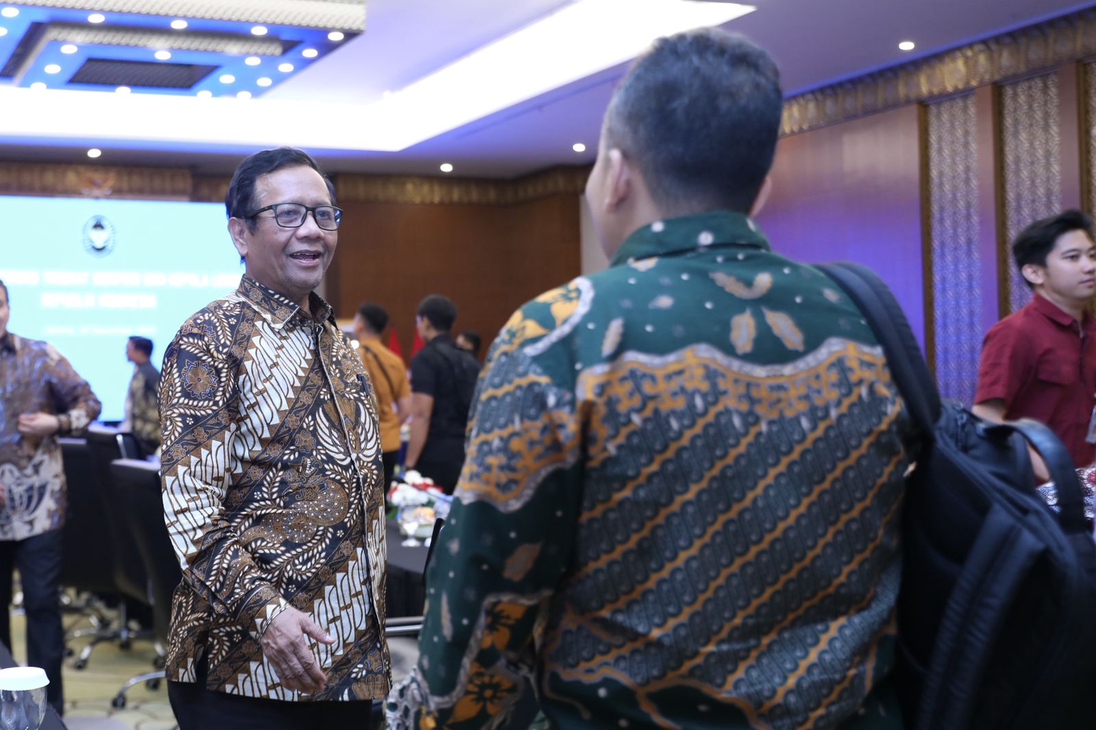 20251220 Rapat Koordinasi Tingkat Menteri dan Kepala Lembaga Terkait Pengaturan Penempatan Anggota Polri di Luar Insitusi Polri25