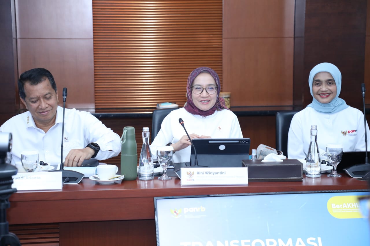 20251229 MENTERI Rapat Bersama Menteri Keuangan 19