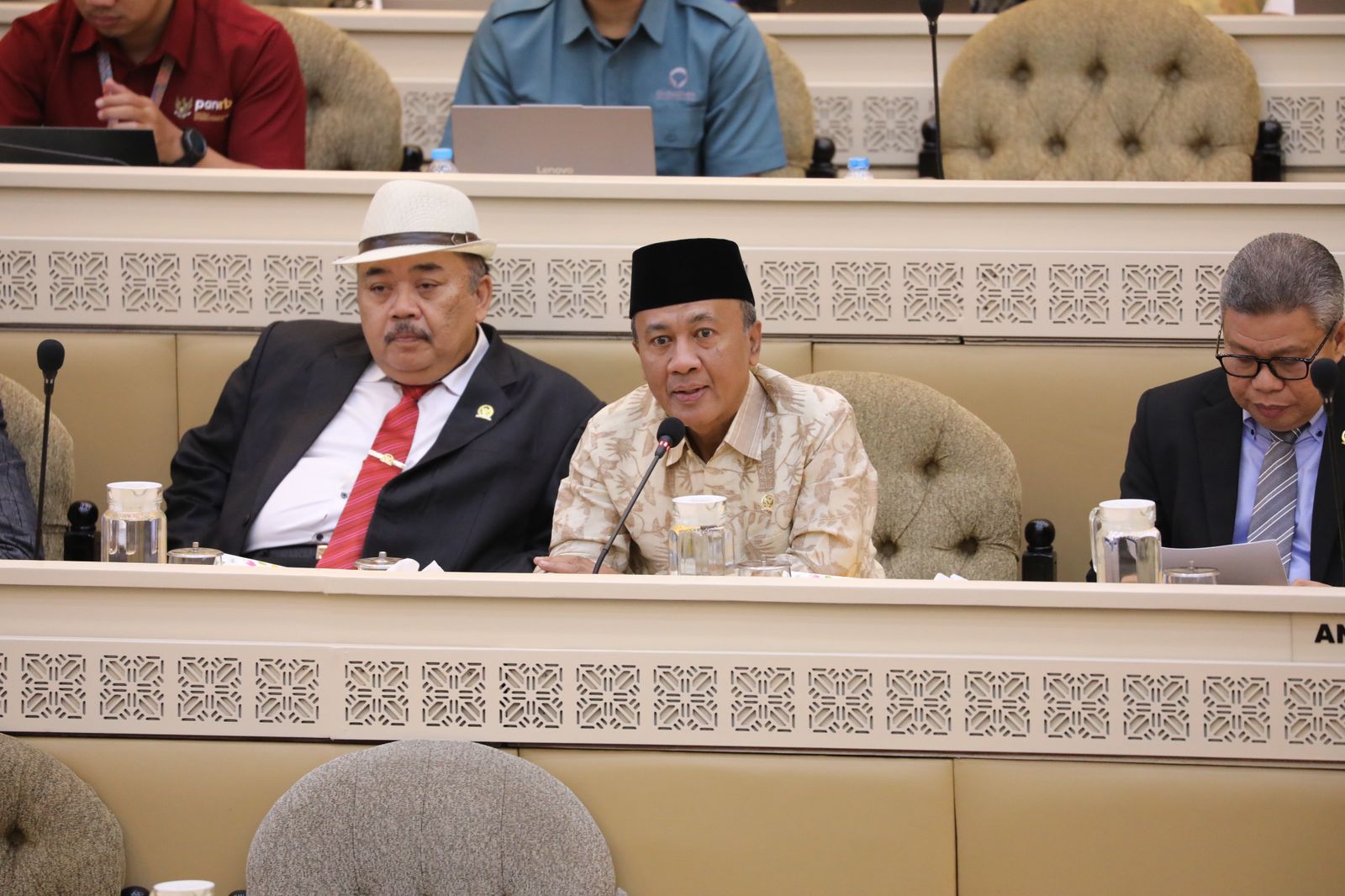 20250212 Rapat Kerja dengan Komisi II DPR RI 1