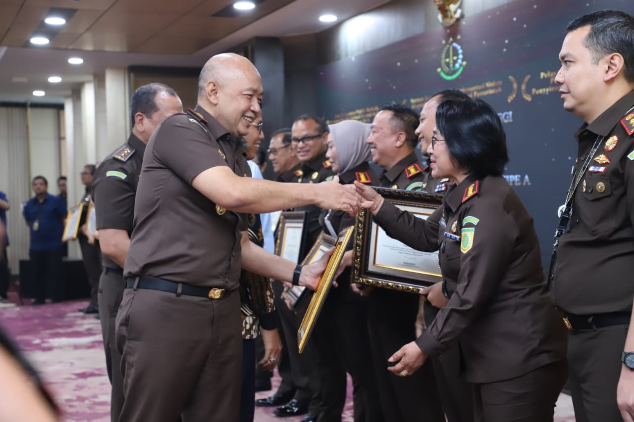 20250219 Apresiasi dan Penghargaan Performa Reformasi Birokrasi Lingkungan Kejaksaan RI19