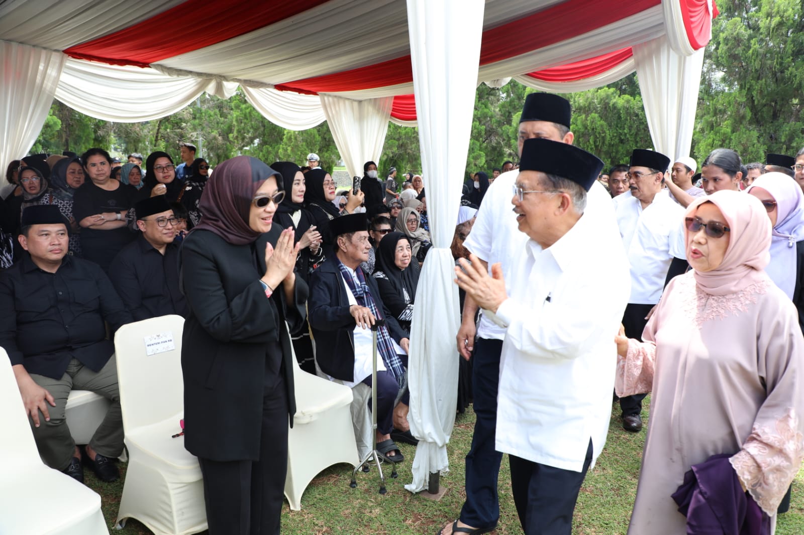 20250222 Prosesi Pemakaman Menteri PANRB Periode 2018 2019 Syafruddin25