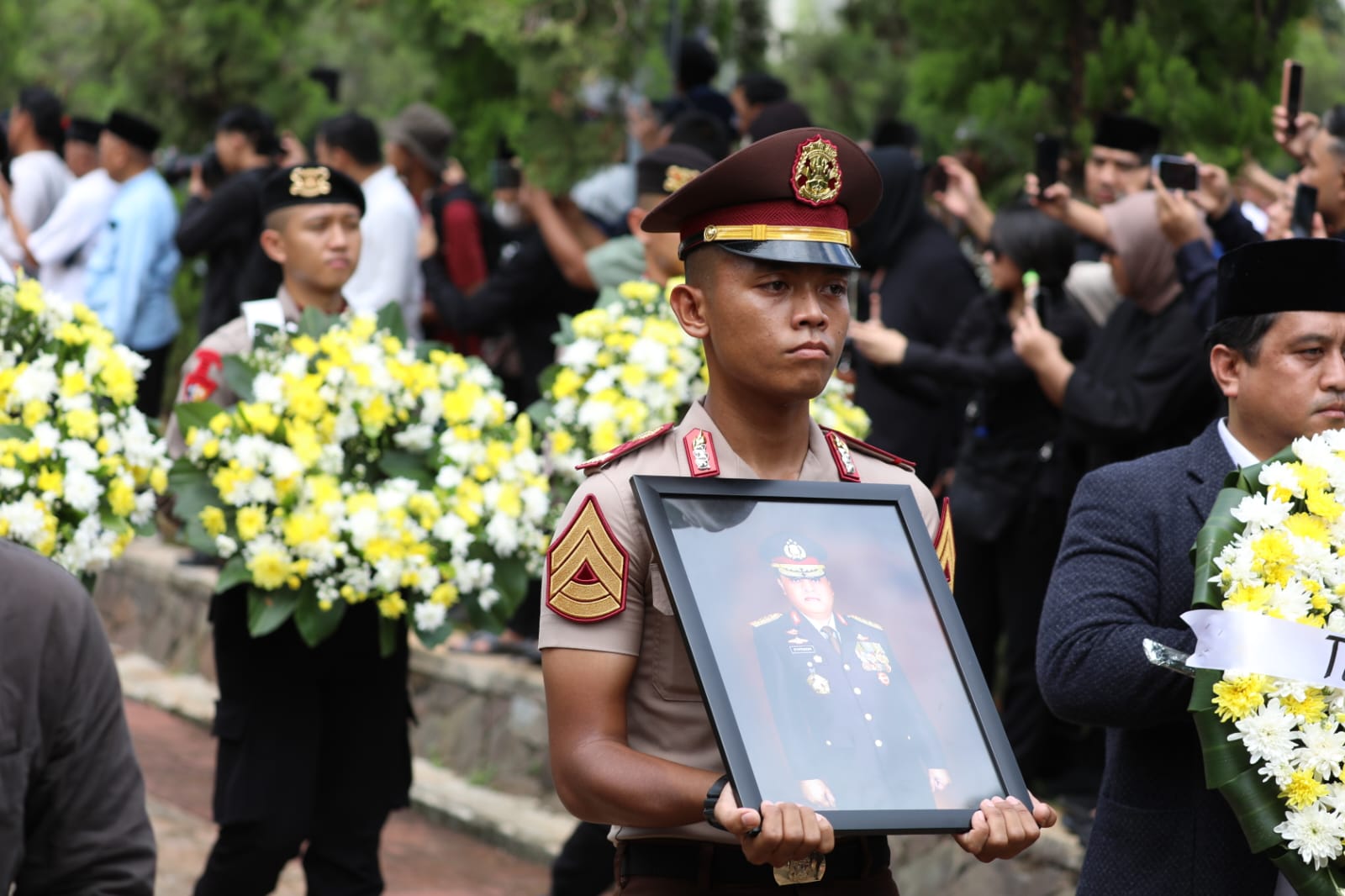 20250222 Prosesi Pemakaman Menteri PANRB Periode 2018 2019 Syafruddin25