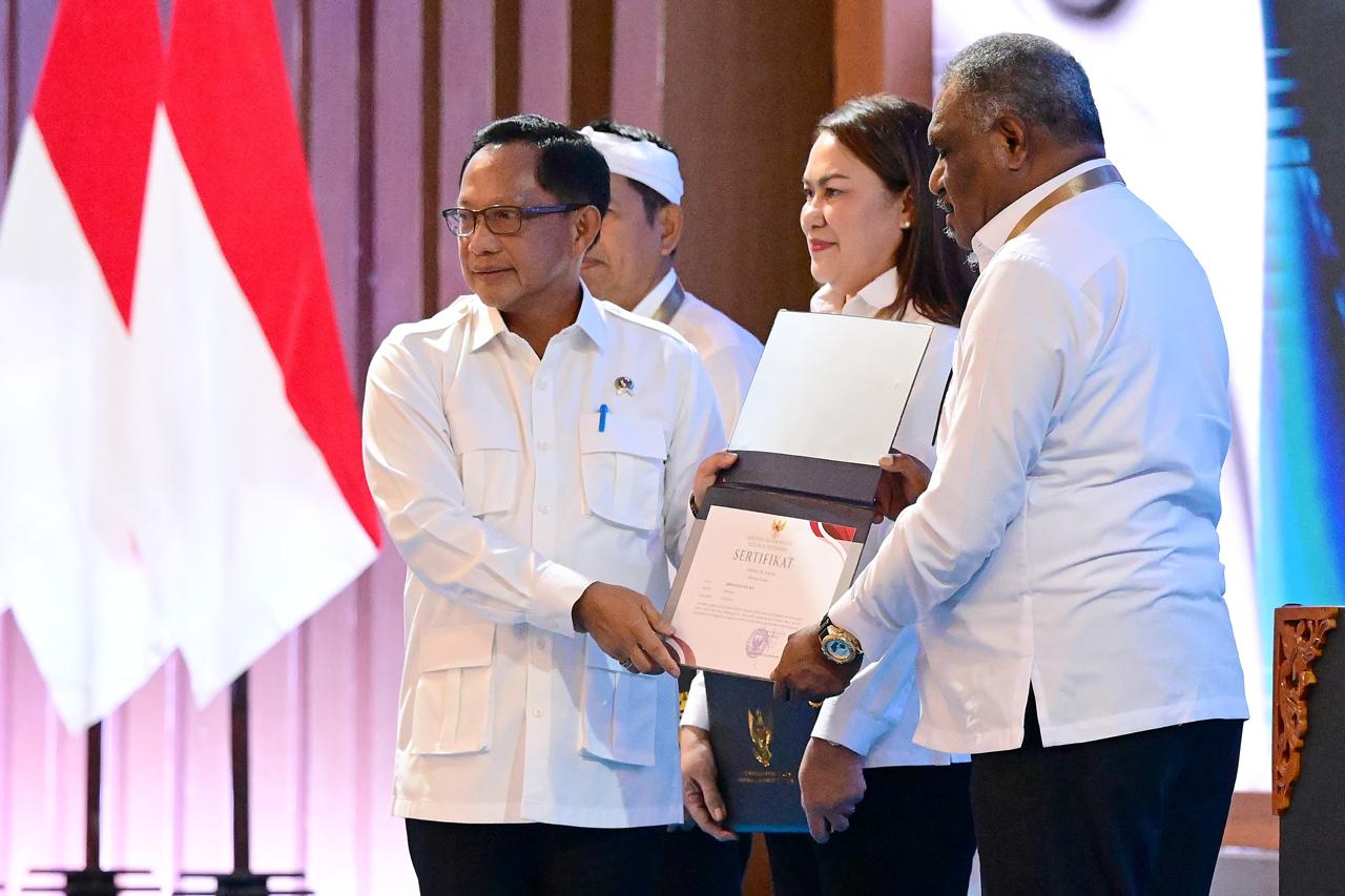 20250228 Penutupan Orientasi Kepemimpinan Kepala Daerah Tahun 2025 32
