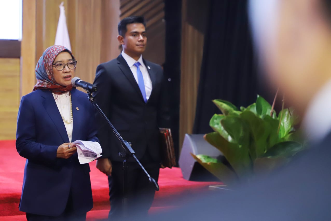20250110 Pelantikan PPT Madya dan Pejabat Fungsional Ahli Utama di lingkungan Kementerian PANRB 1