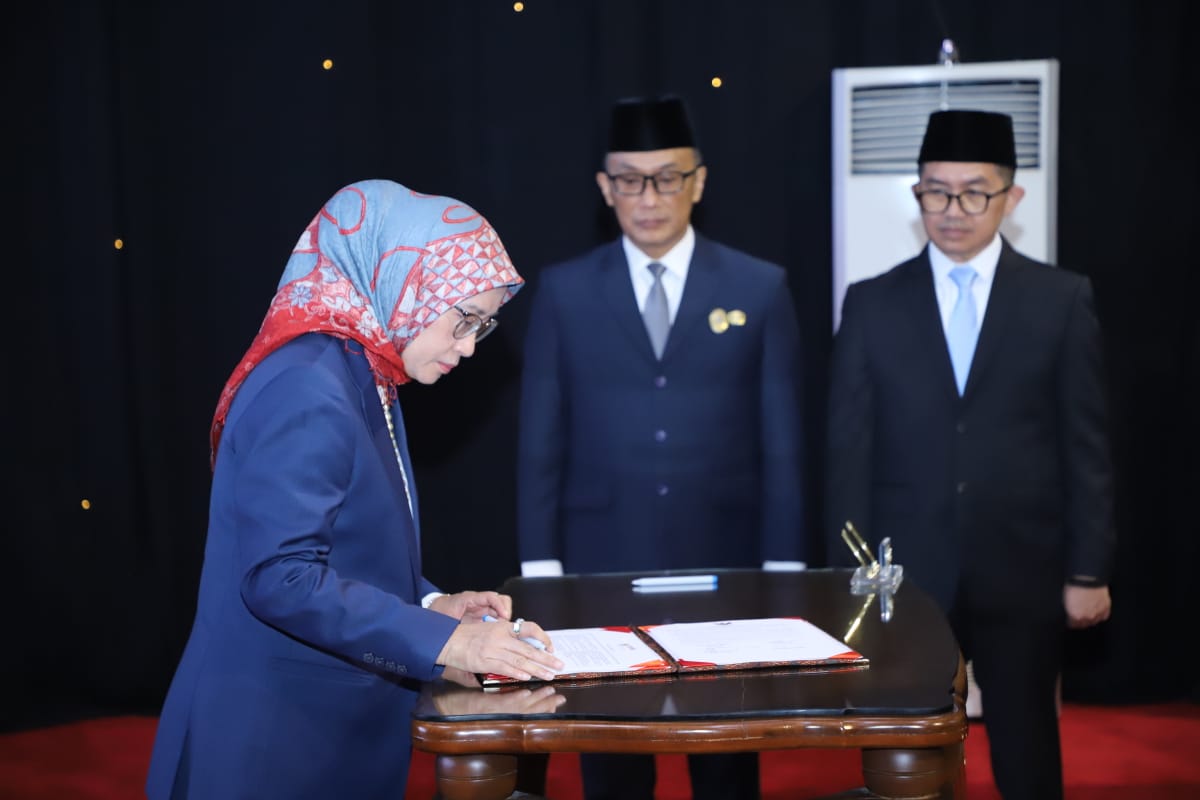 20250110 Pelantikan PPT Madya dan Pejabat Fungsional Ahli Utama di lingkungan Kementerian PANRB 1