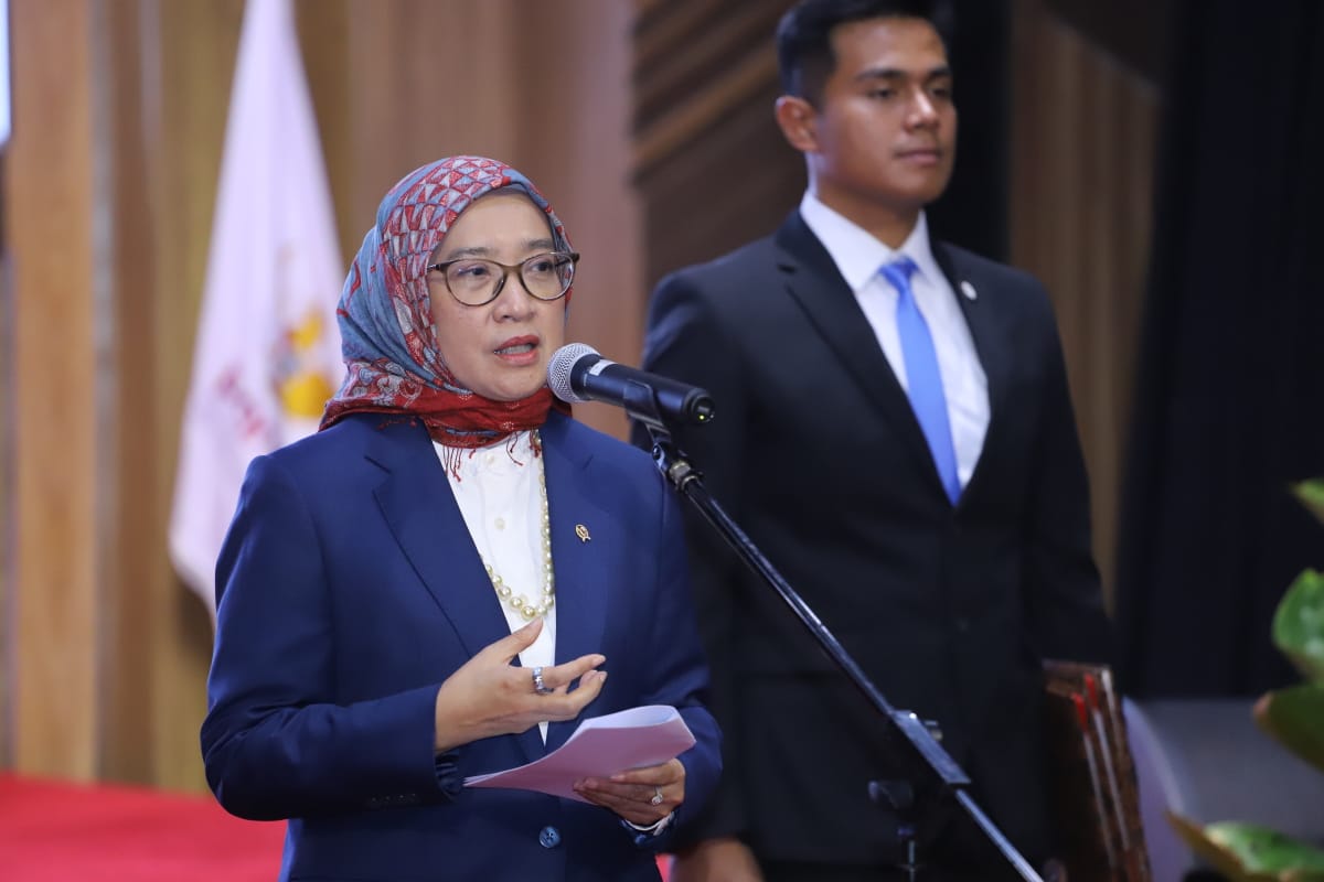 20250110 Pelantikan PPT Madya dan Pejabat Fungsional Ahli Utama di lingkungan Kementerian PANRB 1