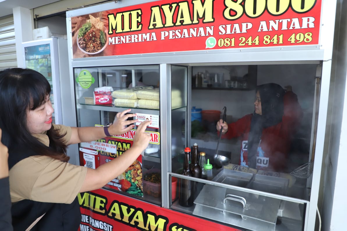 20250125 YANLIK Kampanye Publik LAPOR di Pasar Induk Among Tani 13