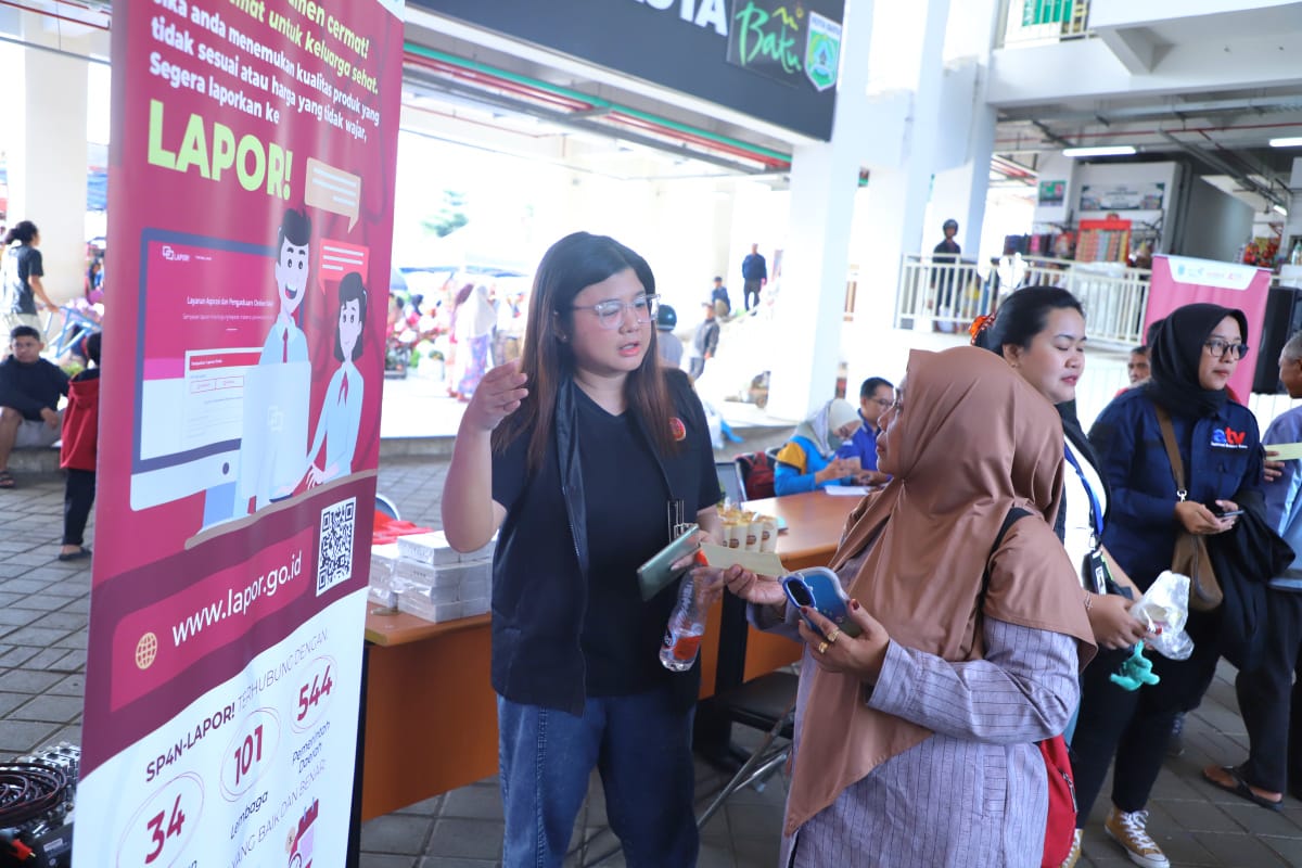 20250125 YANLIK Kampanye Publik LAPOR di Pasar Induk Among Tani 13
