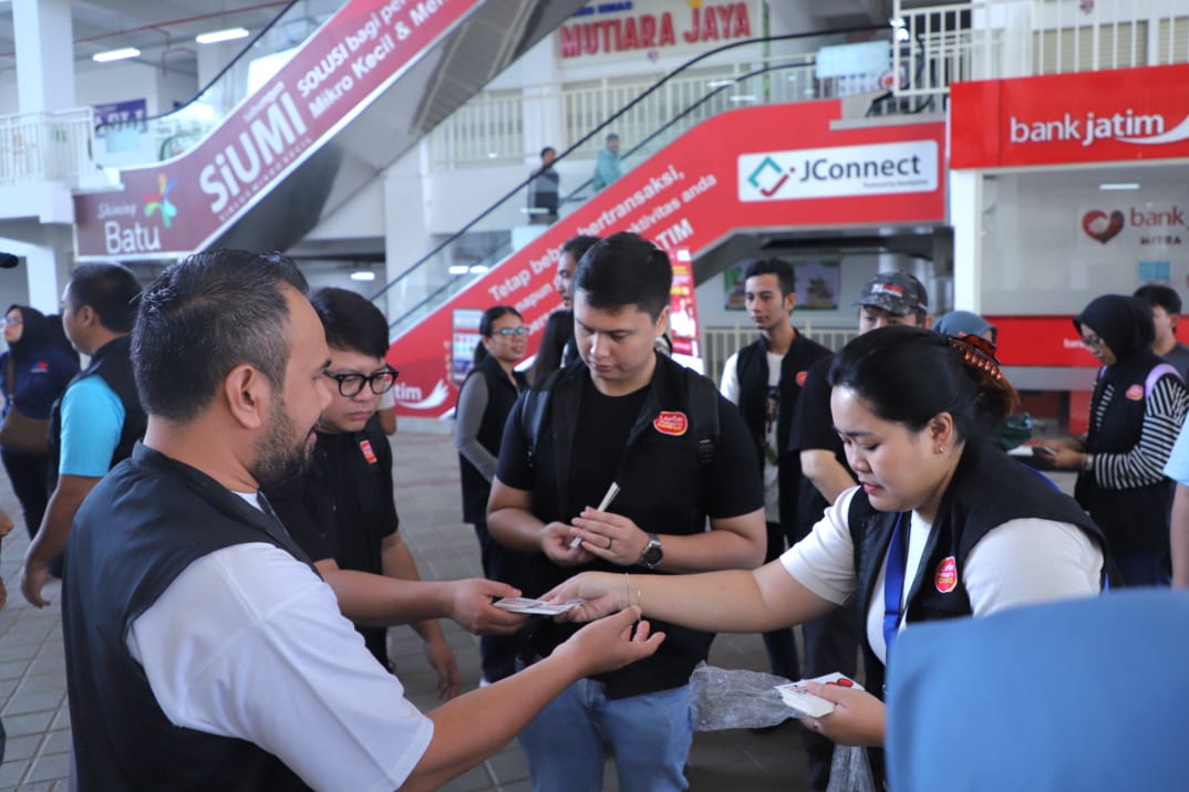 20250125 YANLIK Kampanye Publik LAPOR di Pasar Induk Among Tani 13