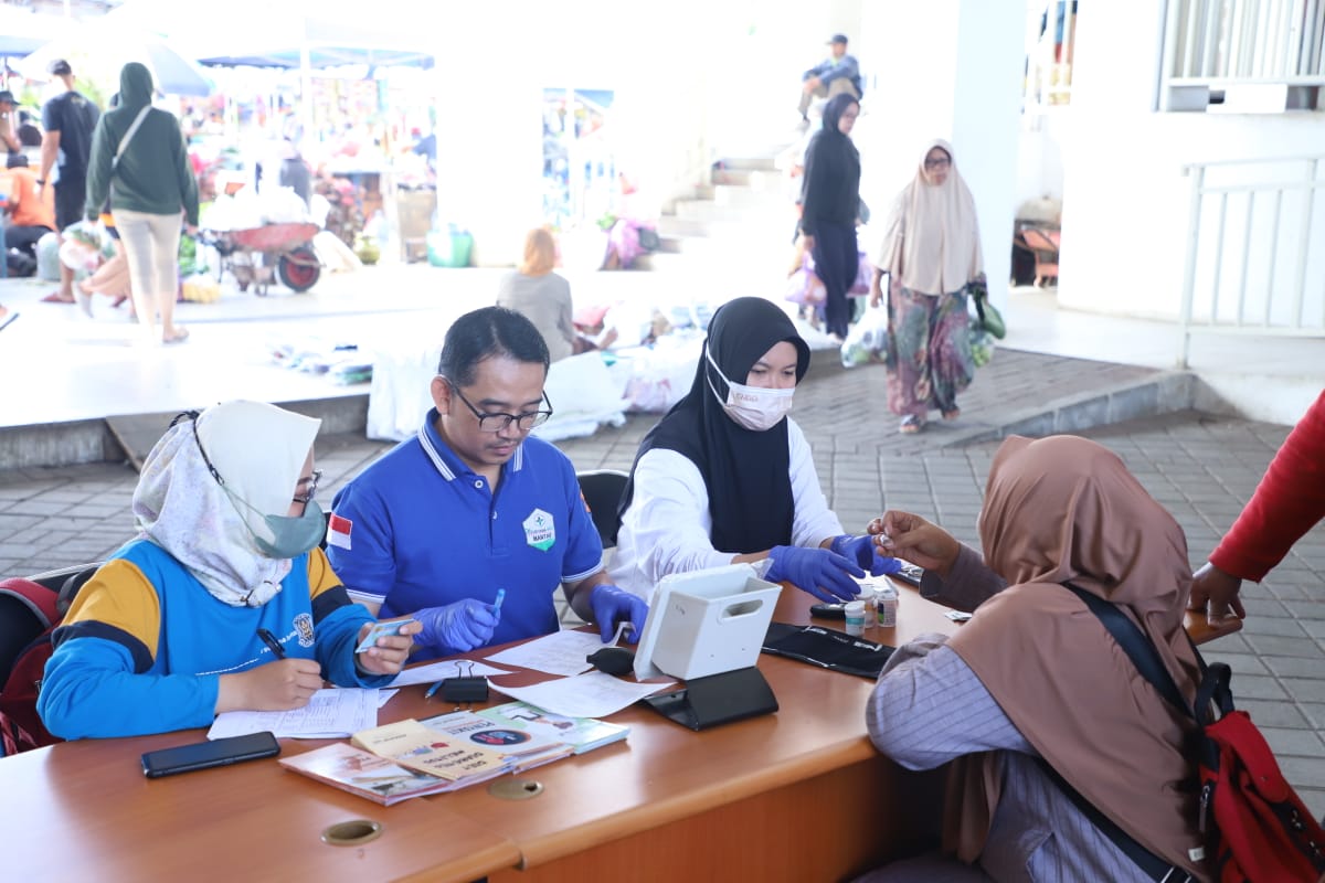 20250125 YANLIK Kampanye Publik LAPOR di Pasar Induk Among Tani 13