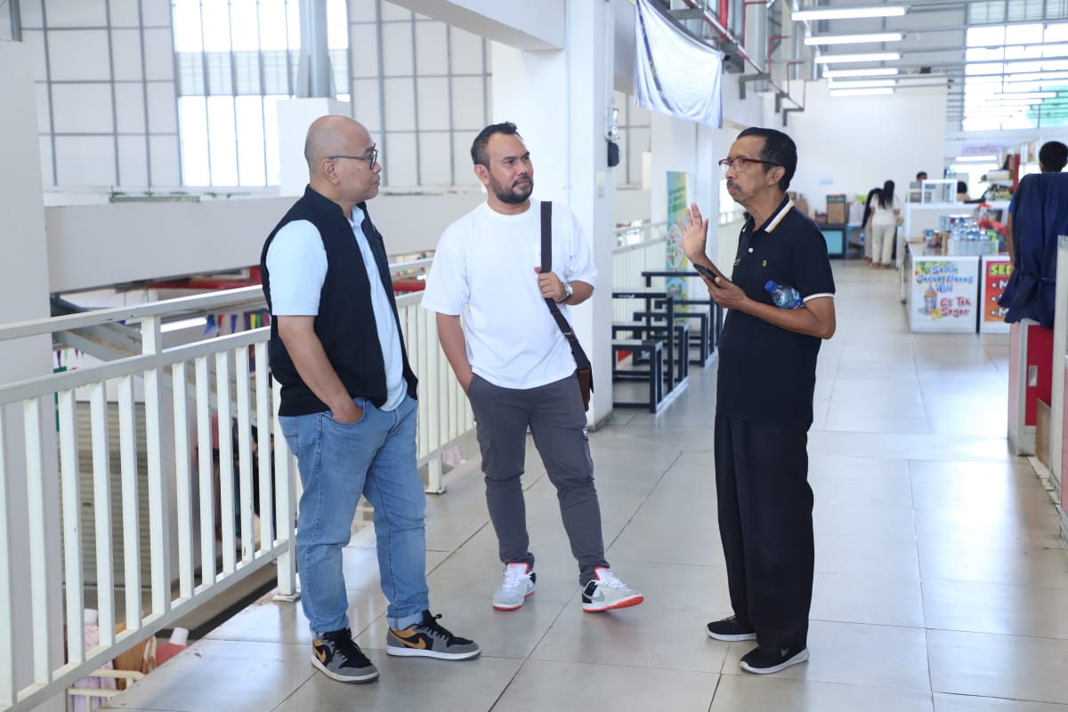 20250125 YANLIK Kampanye Publik LAPOR di Pasar Induk Among Tani 13