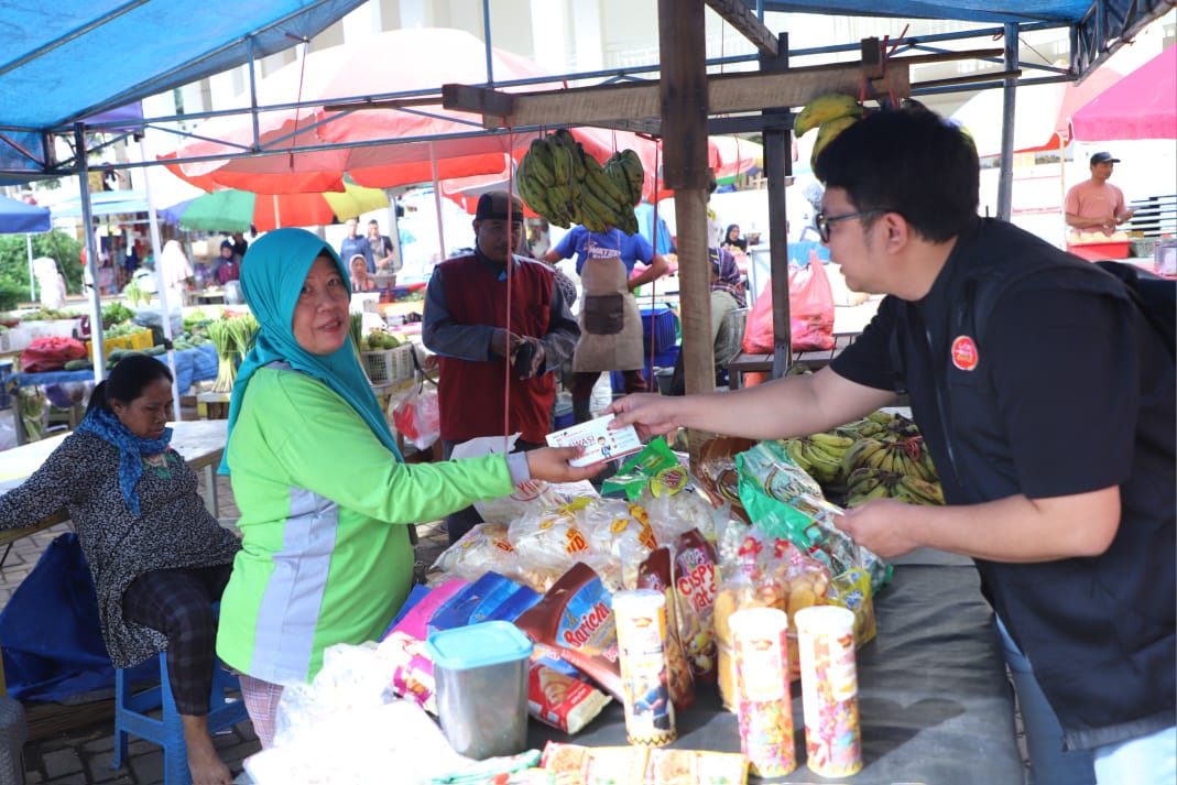 20250125 YANLIK Kampanye Publik LAPOR di Pasar Induk Among Tani 13
