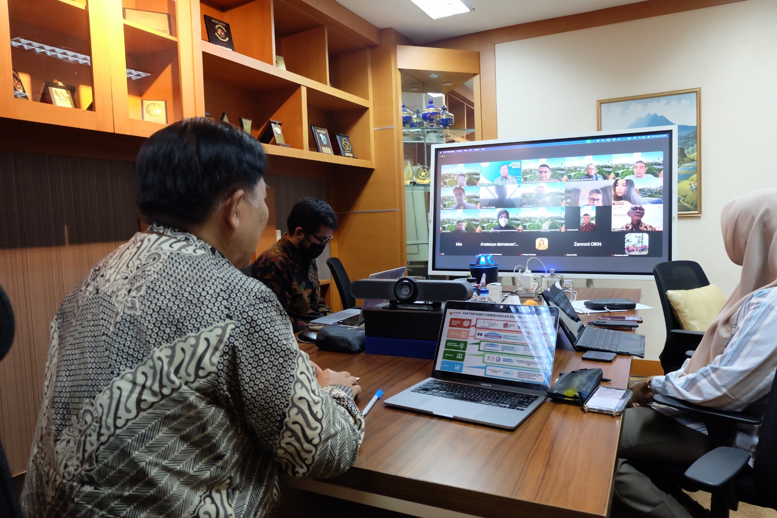 20250718 Rapat Membahas Pemindahan ASN ke IKN8