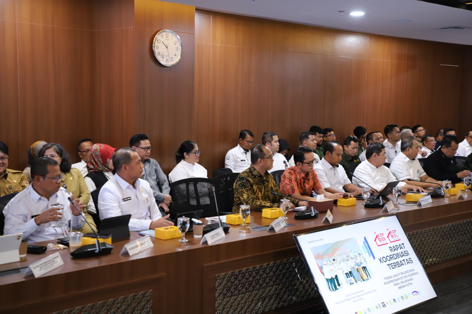 20250729 Rakortas Tindak Lanjut Peluncuran Kelembagaan Koperasi Merah Putih 10
