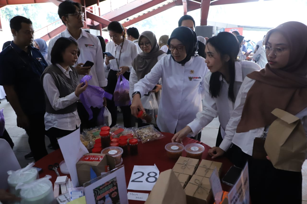 20250310 MENTERI Bazar Ramadan 1446 H dan Bakti Sosial di Lingkungan Kementerian PANRB 21