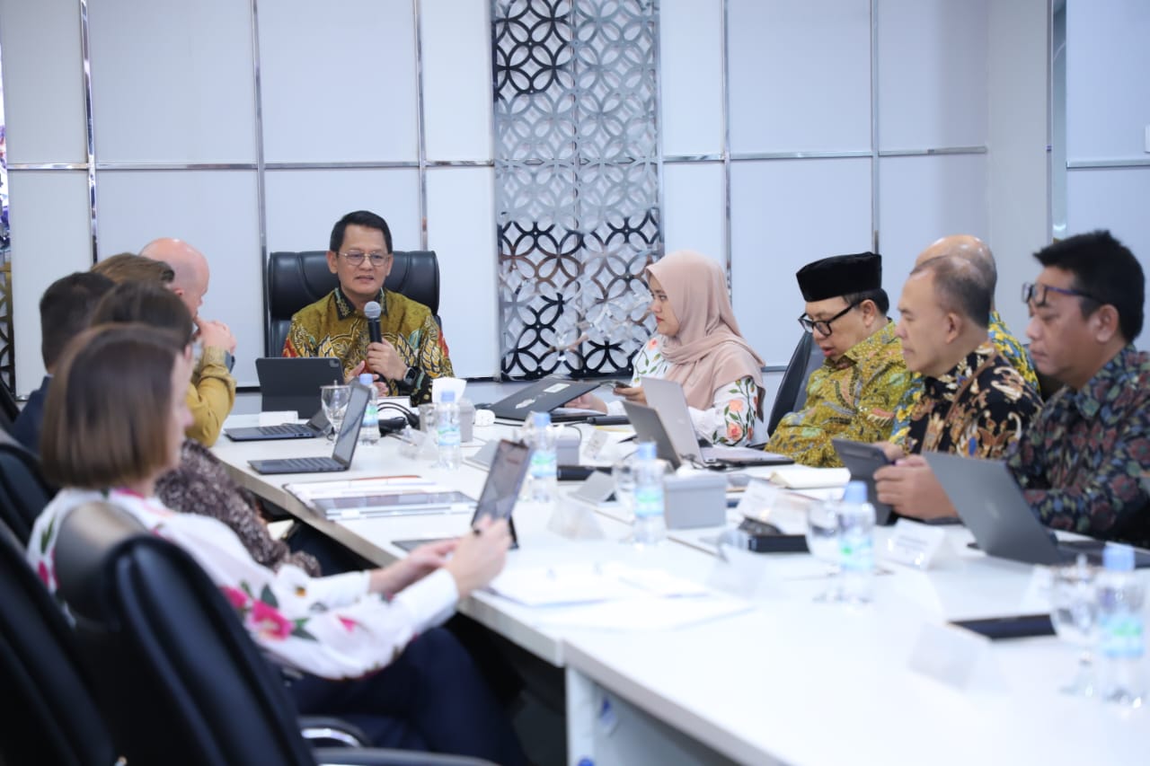 20250318 Rapat dengan Perwakilan OECD Secretariat dan APSC 13