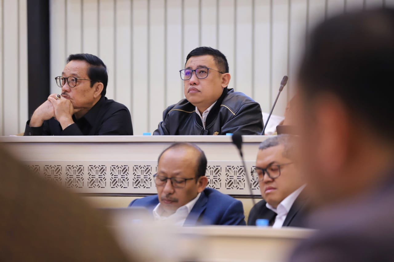 2025422 Raker dengan Komisi II DPR RI 10