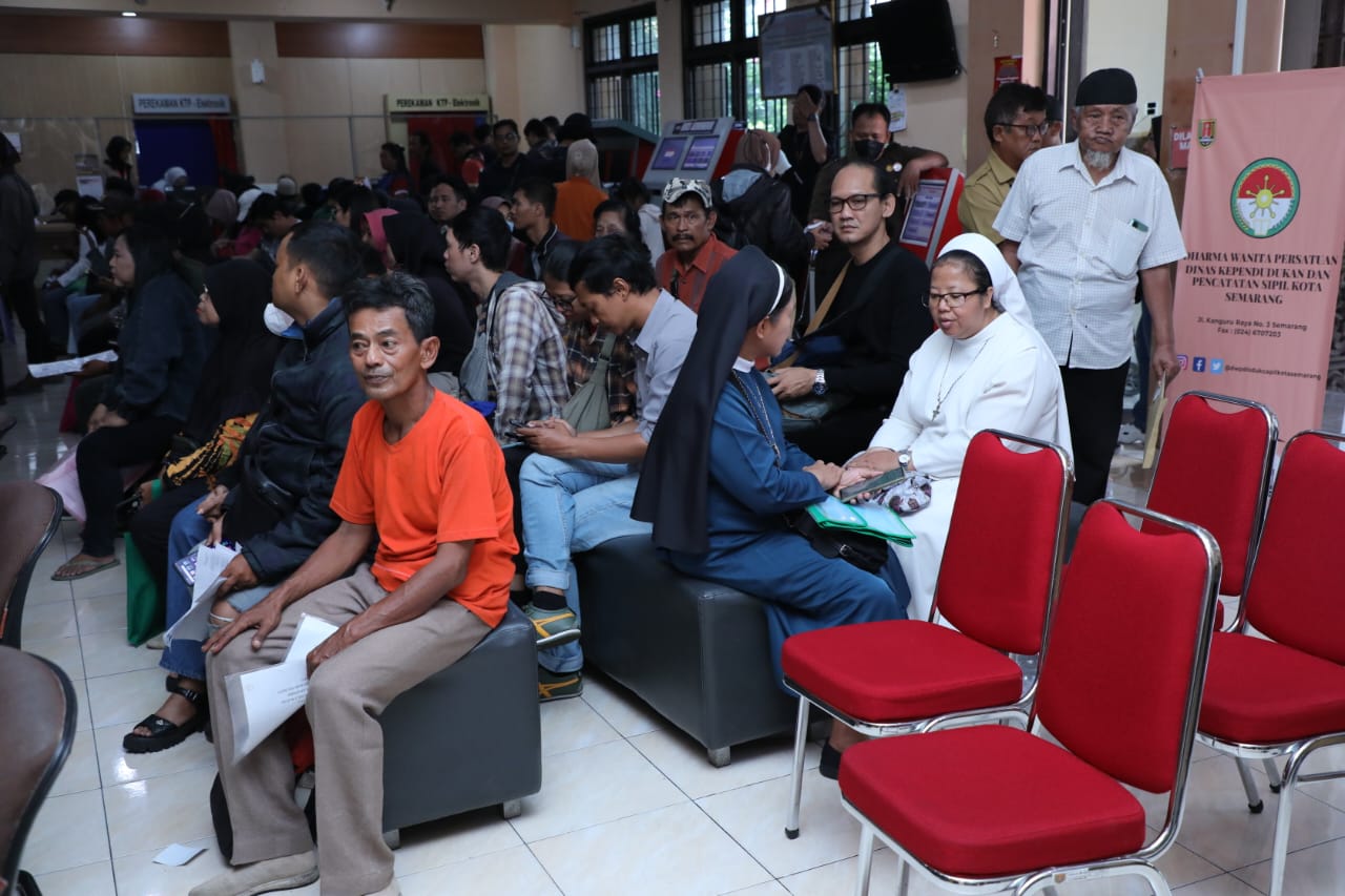 20250505 Peninjauan ke Dinas Dukcapil Kota Semarang 10