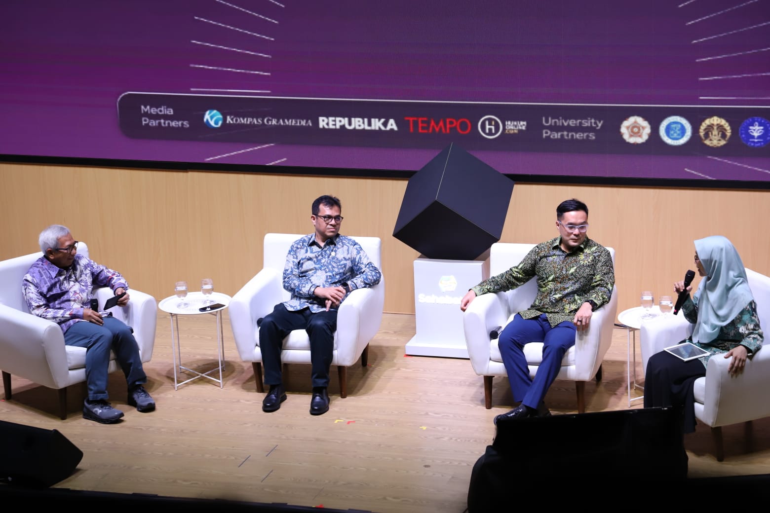 20250602 Peluncuran Sahabat AI Model 70B dan Chatbot21