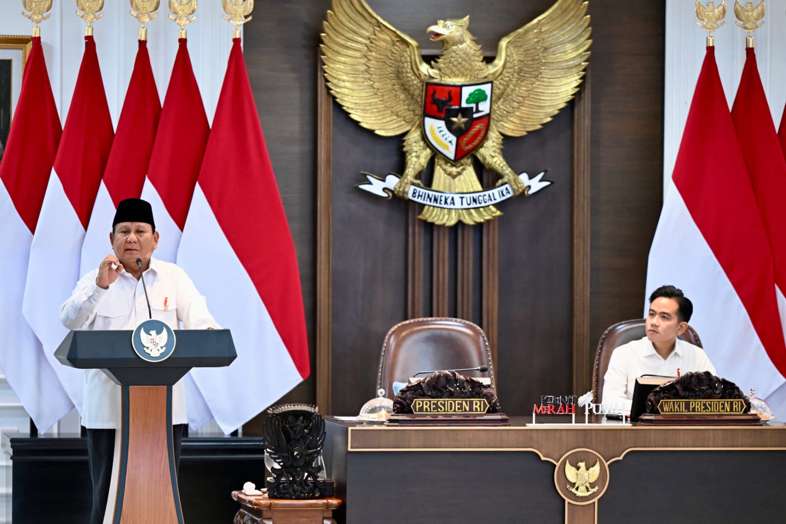 202555 Sidang Kabinet Paripurna 11