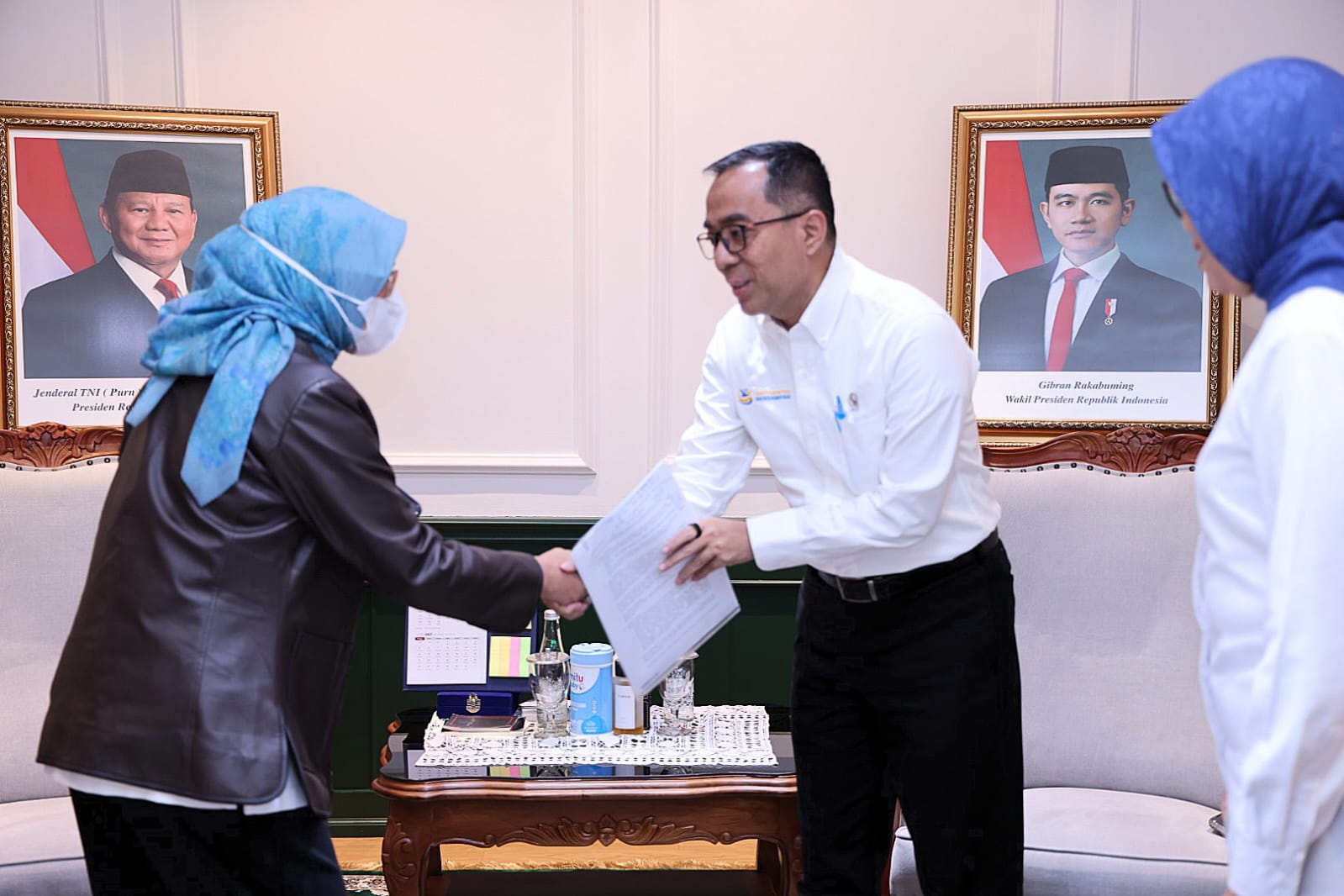 20251110 Audiensi dengan Menteri Pendidikan Tinggi Sains dan Teknologi 1