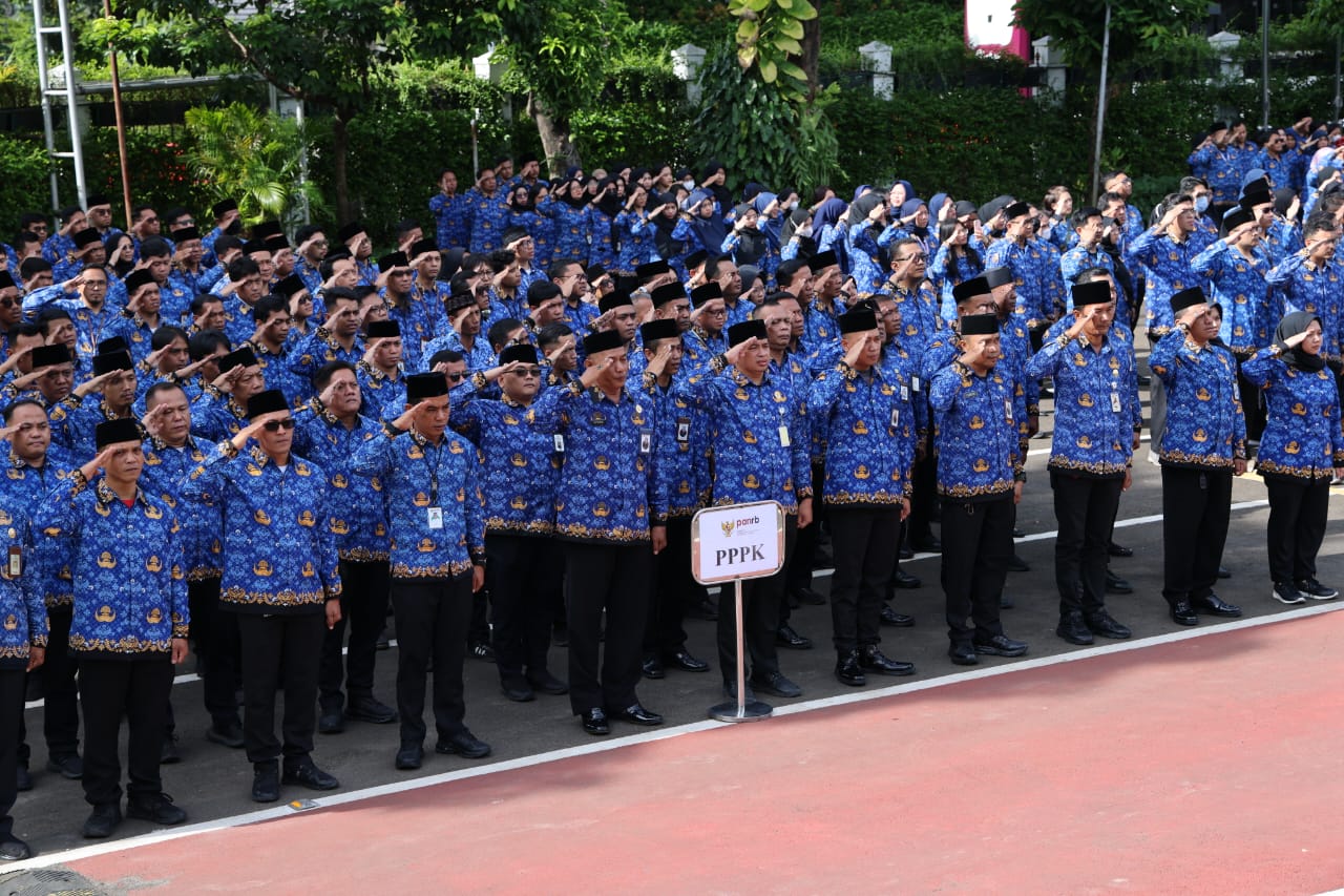 20251110 DEP SDMA Upacara Peringatan Hari Pahlawan di Kementerian PANRB1