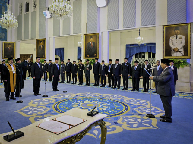 20251111 Presiden Prabowo Lantik Arif Satria dan Amarulla Octavian sebagai Kepala dan Wakil Kepala BRIN