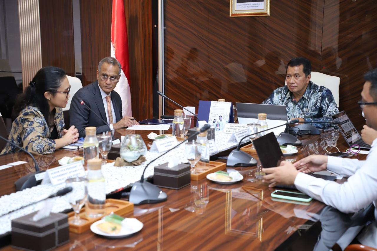 20251117 Audiensi dengan Officer Mastercard1