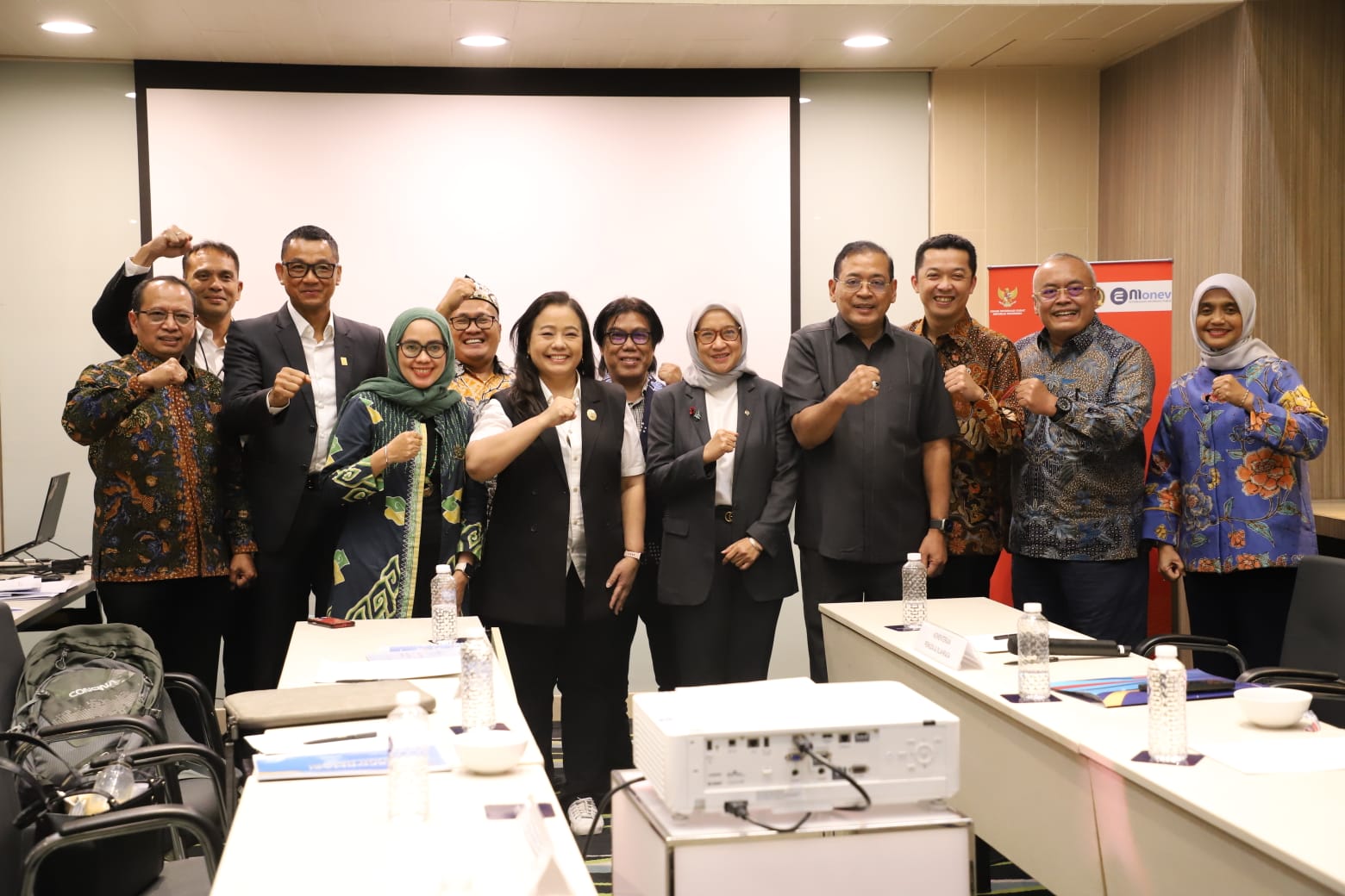 20251119 Presentasi Uji Publik Monitoring Evaluasi Keterbukaan Informasi Publik 2025 1