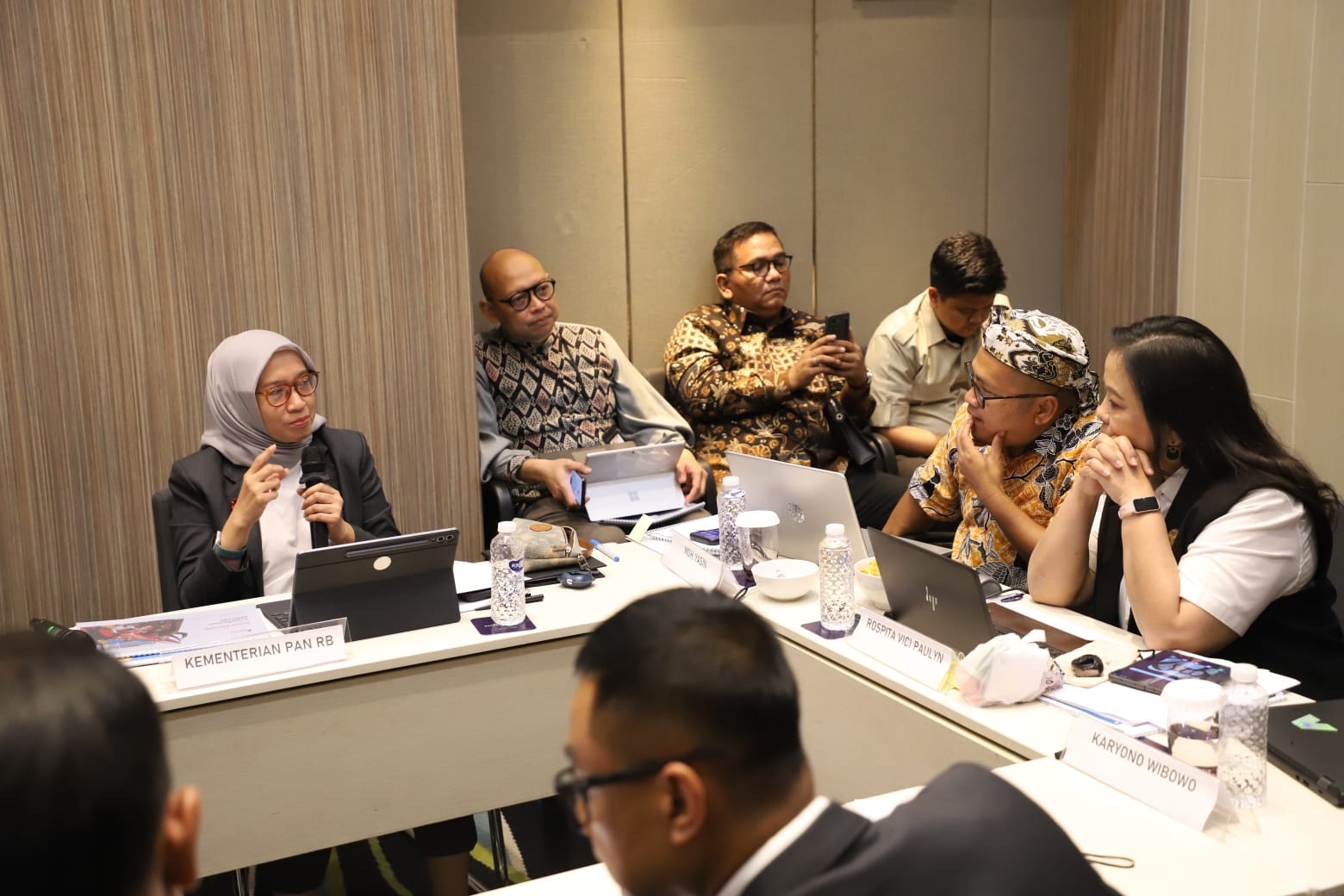 20251119 Presentasi Uji Publik Monitoring Evaluasi Keterbukaan Informasi Publik 2025 1