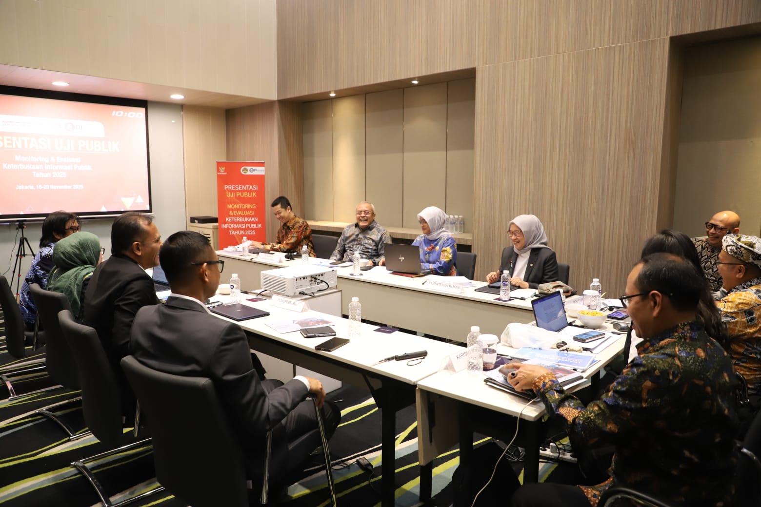 20251119 Presentasi Uji Publik Monitoring Evaluasi Keterbukaan Informasi Publik 2025 1