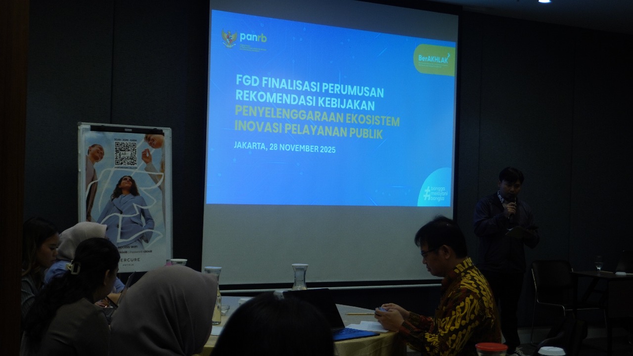 20251128 FGD Penyusunan Rekomendasi Kebijakan Ekosistem Inovasi Pelayanan Publik18