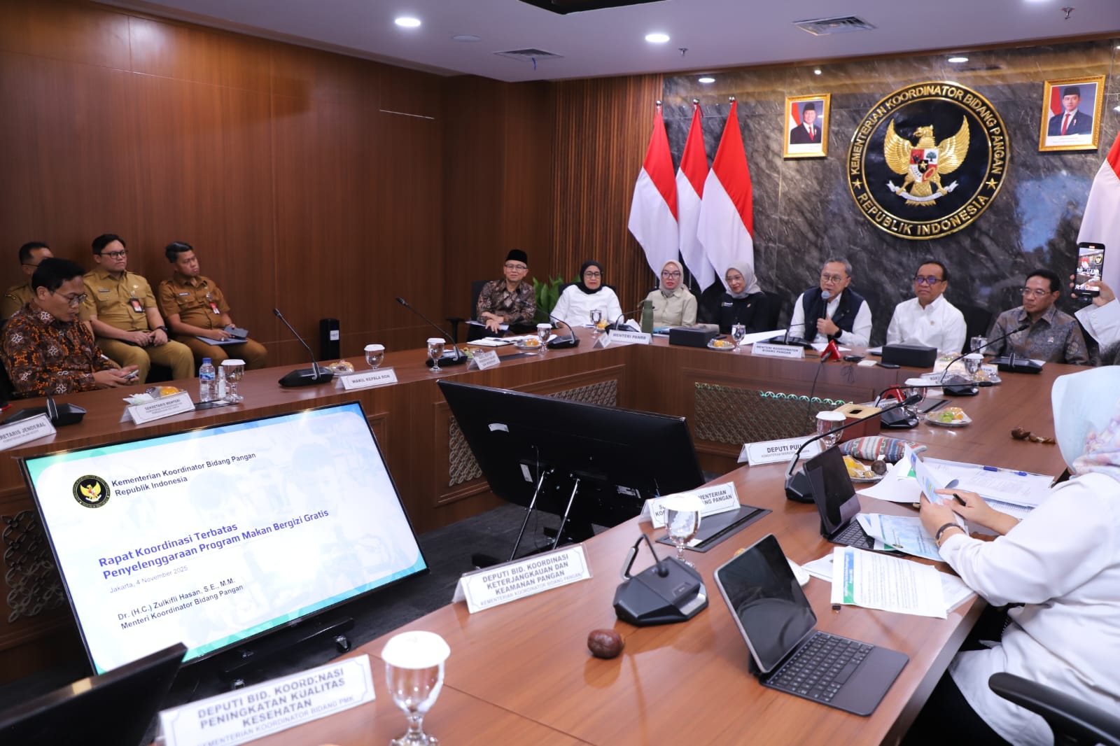 2025114 Rapat Koordinasi Terbatas Program Makan Bergizi Gratis 9