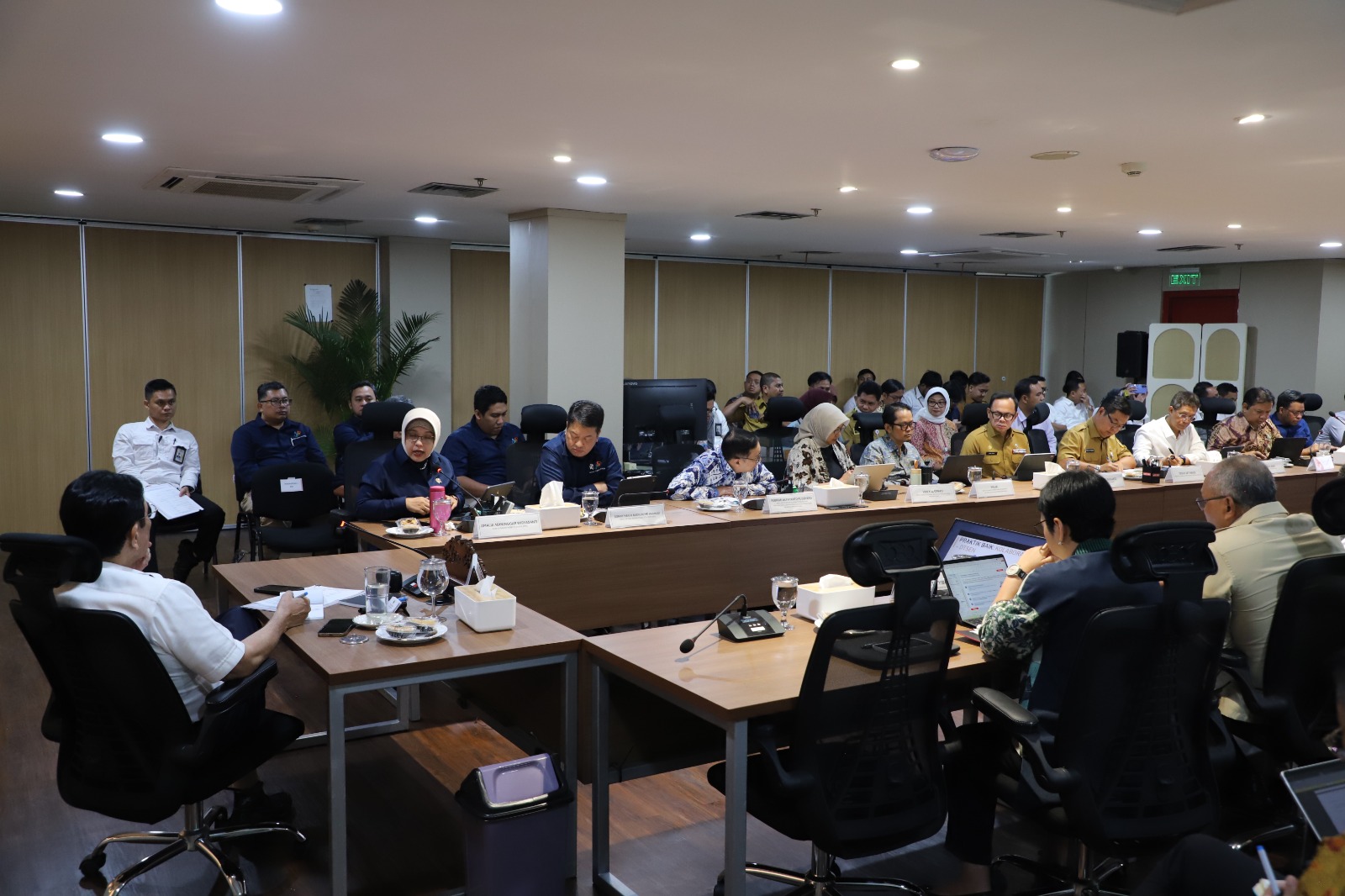 20251006 Rapat Komite Percepatan Transformasi Digital Pemerintah dengan Ketua DEN 23