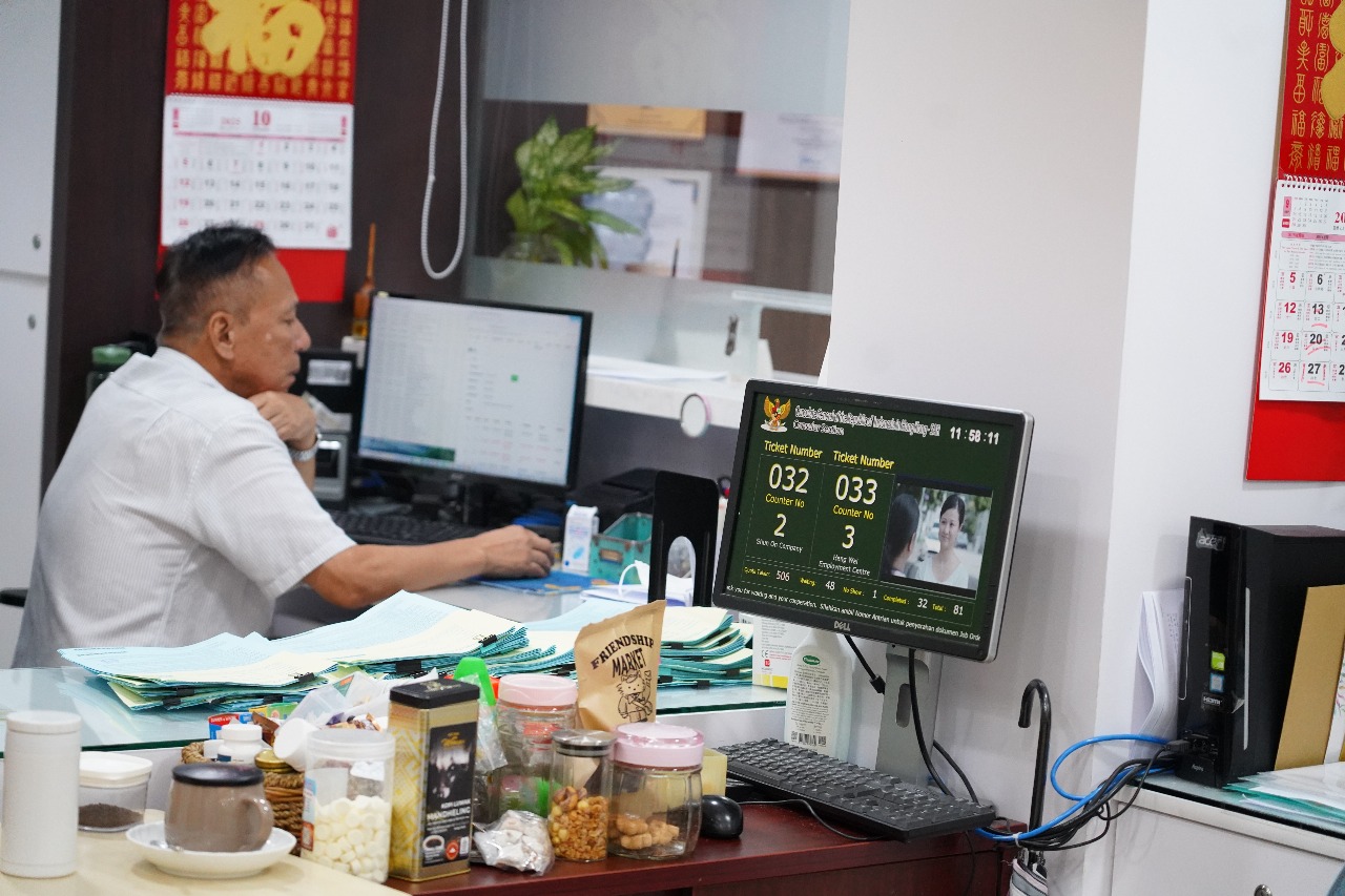 20251008 Pemantauan dan Evaluasi Pelayanan Publik di KJRI Hongkong 8