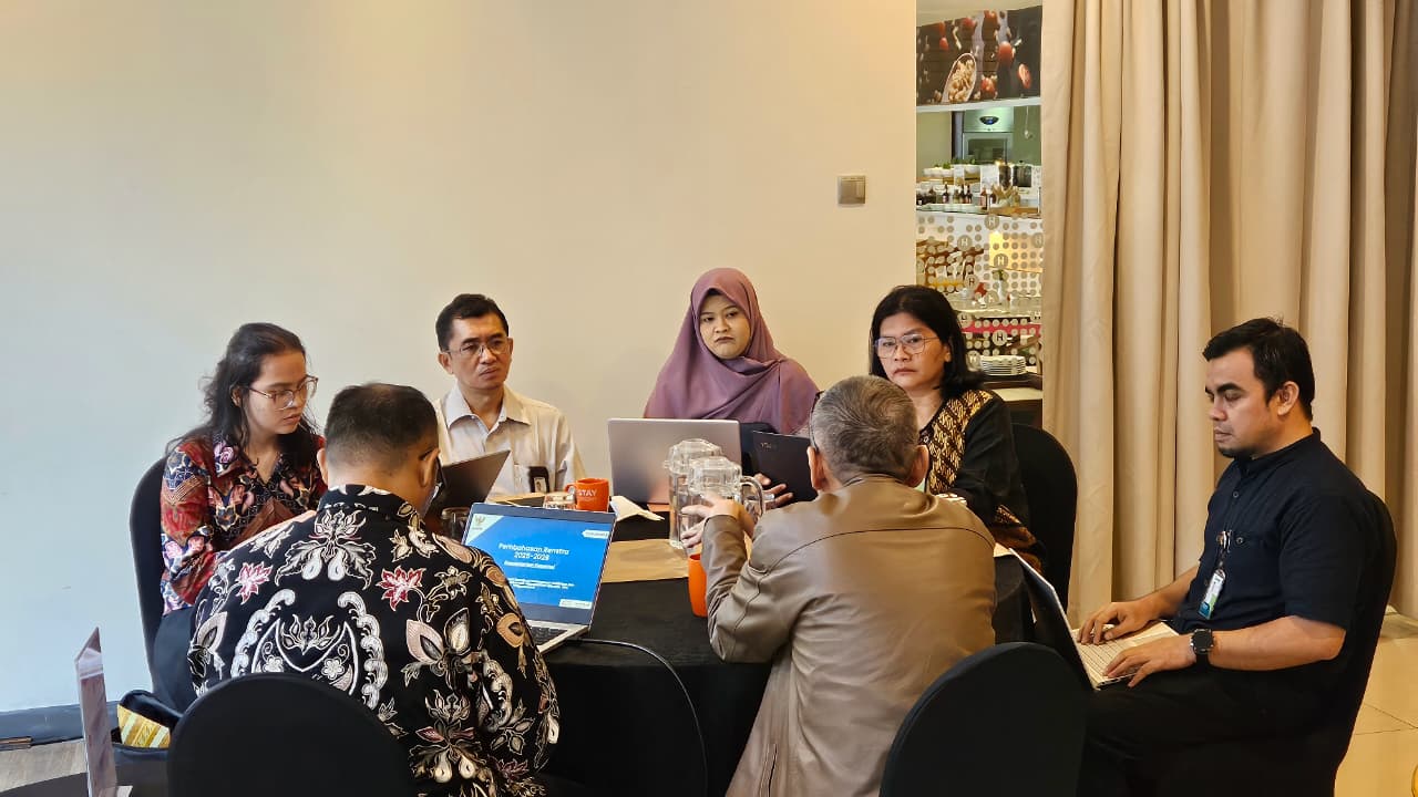 20251010 FGD Penyelarasan Dokumen Rencana Strategis Kementerian Koperasi 4