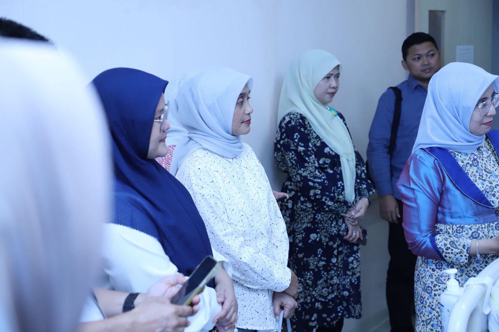 20251011 Menteri PANRB Jenguk Atlet Pornas Korpri 2025 yang Dirawat di RS Mohammad Hosein Palembang 10