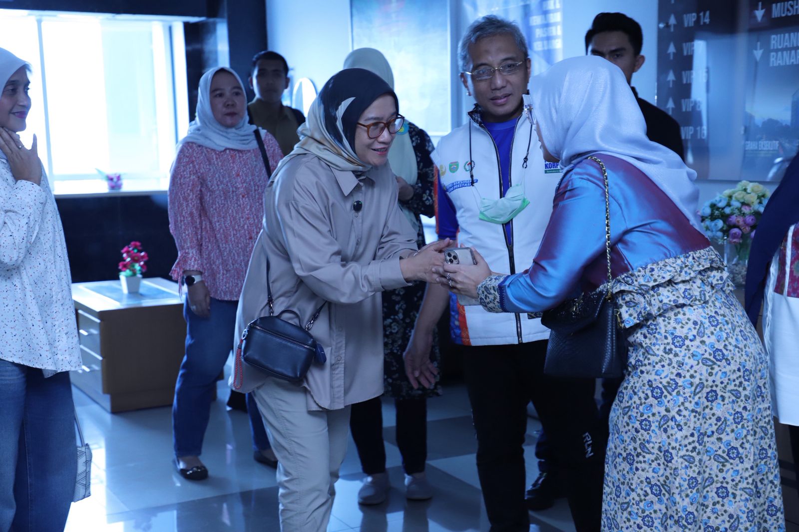 20251011 Menteri PANRB Jenguk Atlet Pornas Korpri 2025 yang Dirawat di RS Mohammad Hosein Palembang 10
