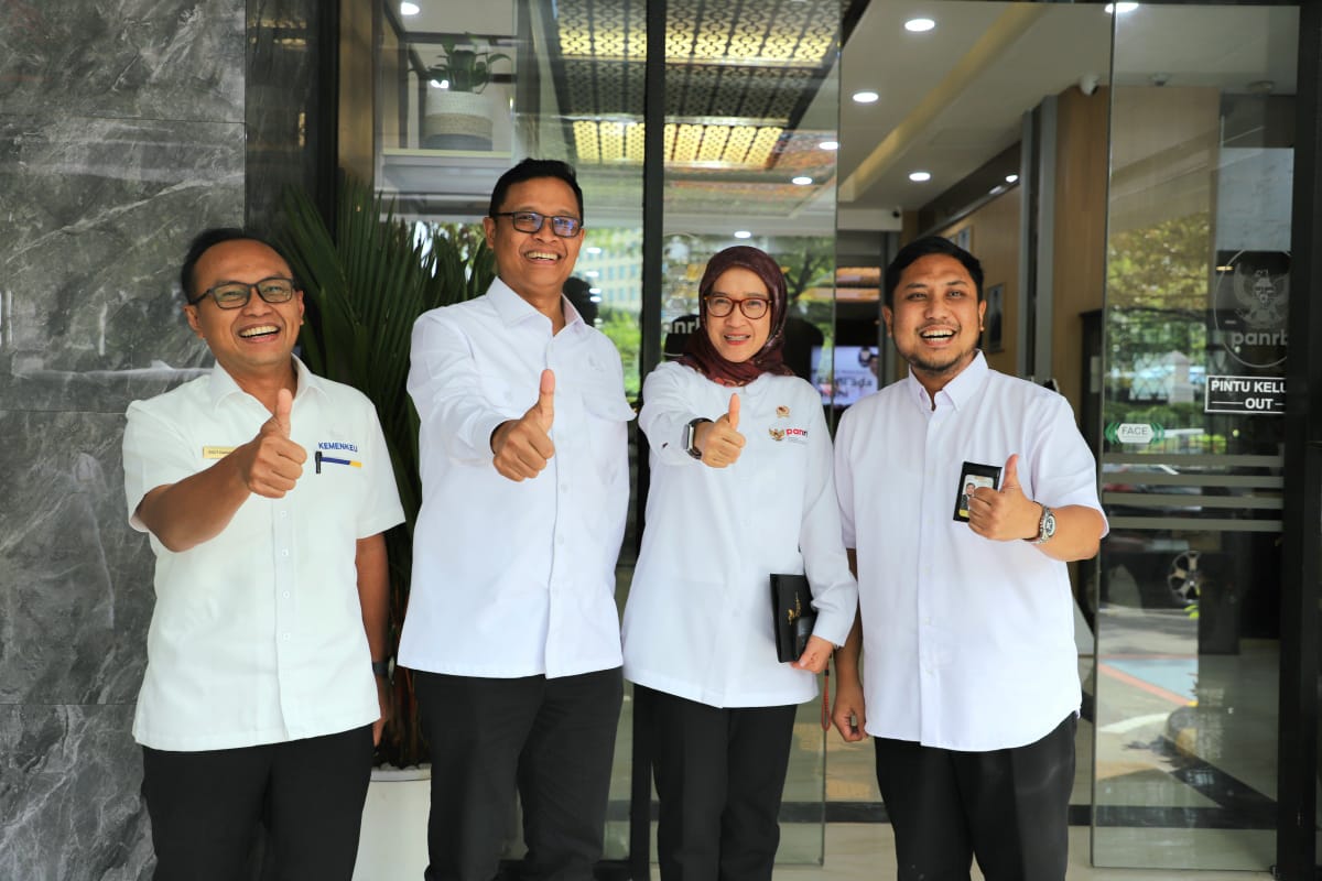 20251013 MENTERI Audiensi Dirjen Pajak Kementerian Keuangan 9