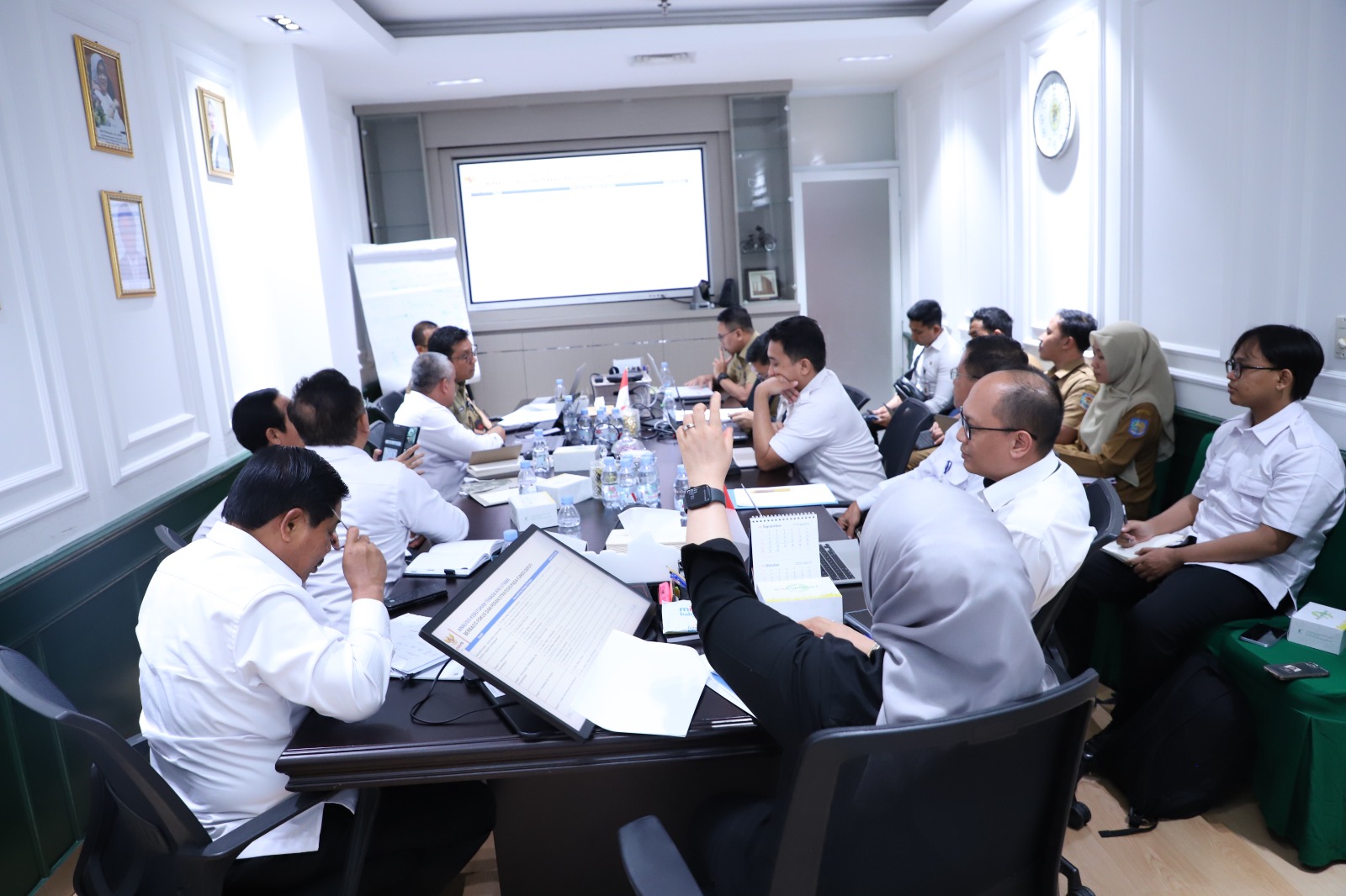 20251014 Rapat Pembahasan RPP Badan Otorita Pengelola Pantai Utara Jawa 