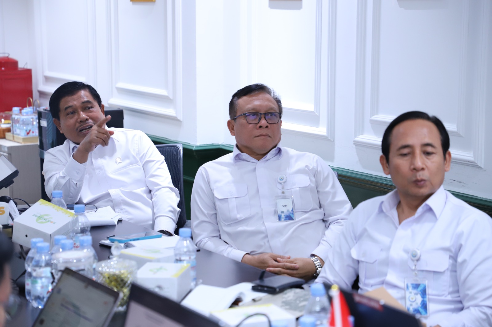 20251014 Rapat Pembahasan RPP Badan Otorita Pengelola Pantai Utara Jawa 8