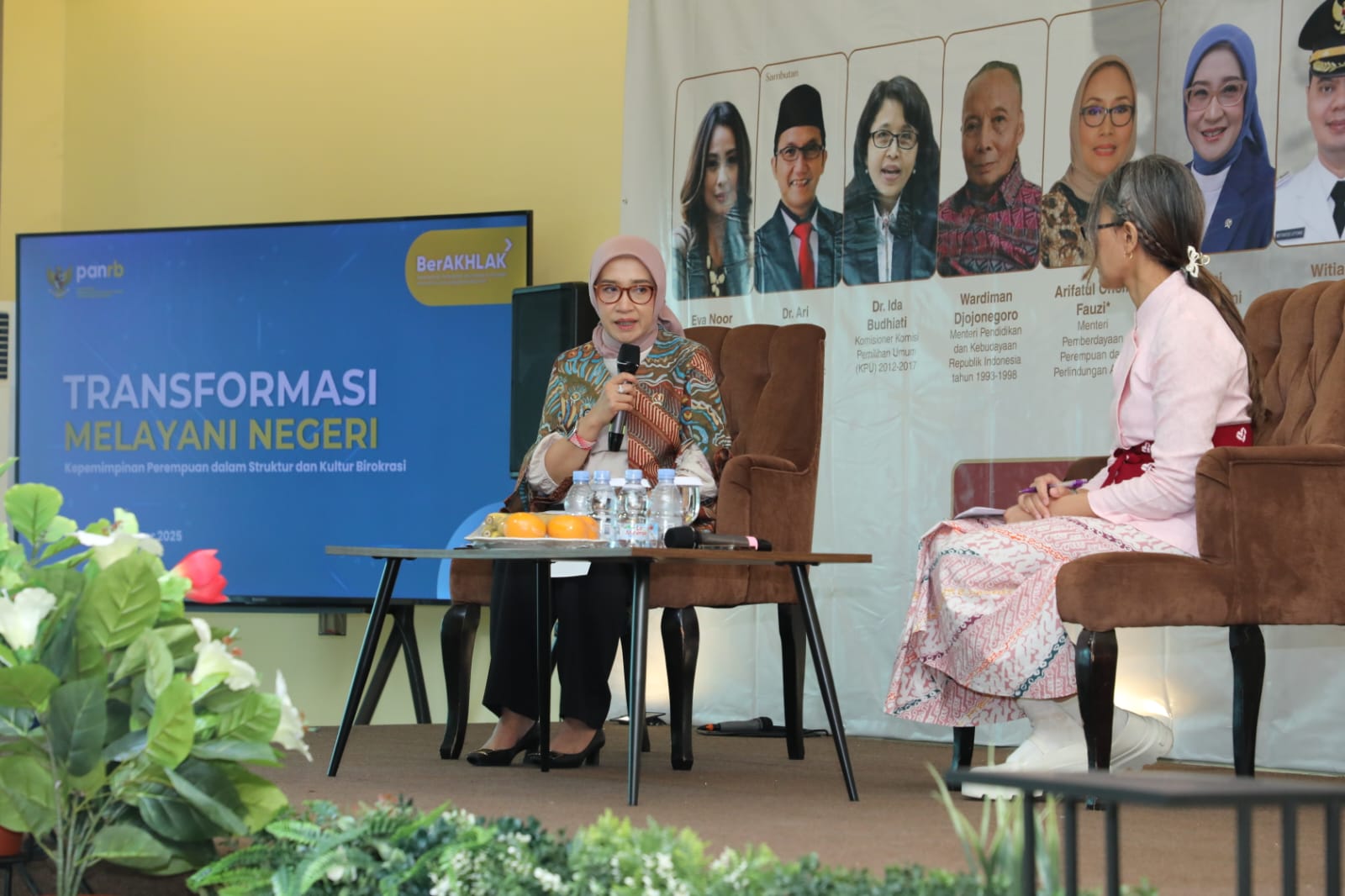 20251018 MENTERI Kegiatan Sekolah Kepemimpinan Kartini KALIS 21