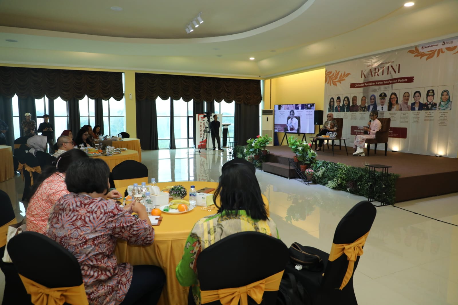 20251018 MENTERI Kegiatan Sekolah Kepemimpinan Kartini KALIS 21