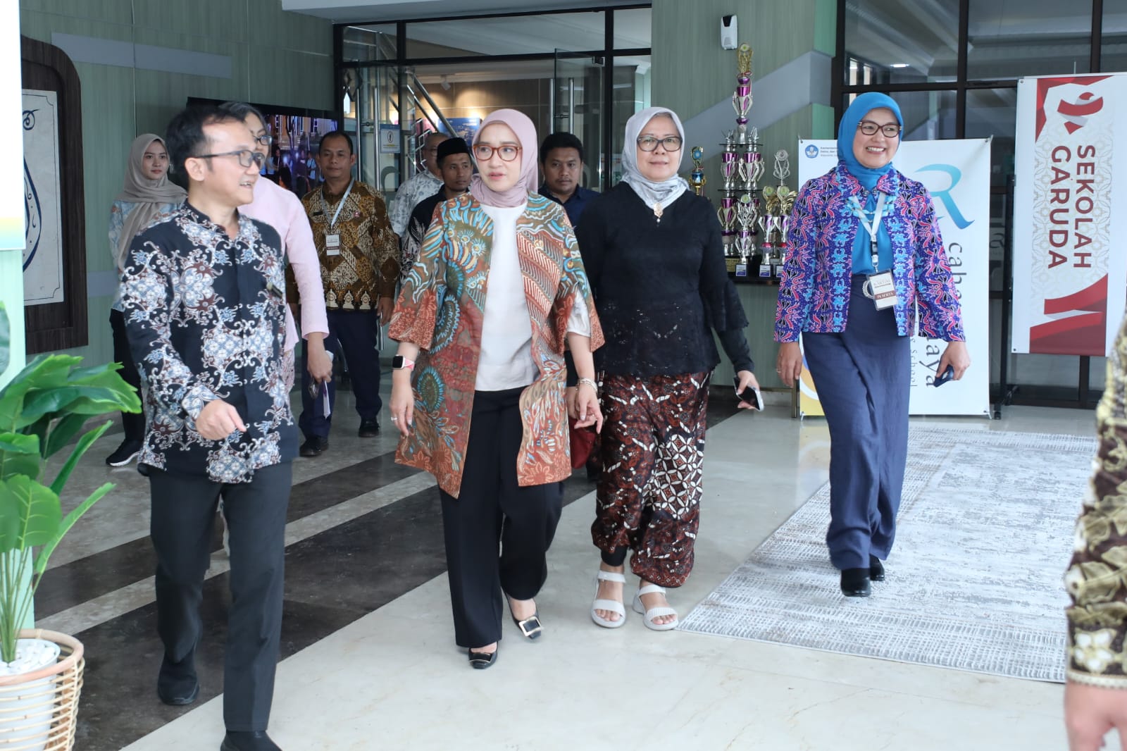 20251018 MENTERI Kegiatan Sekolah Kepemimpinan Kartini KALIS 21