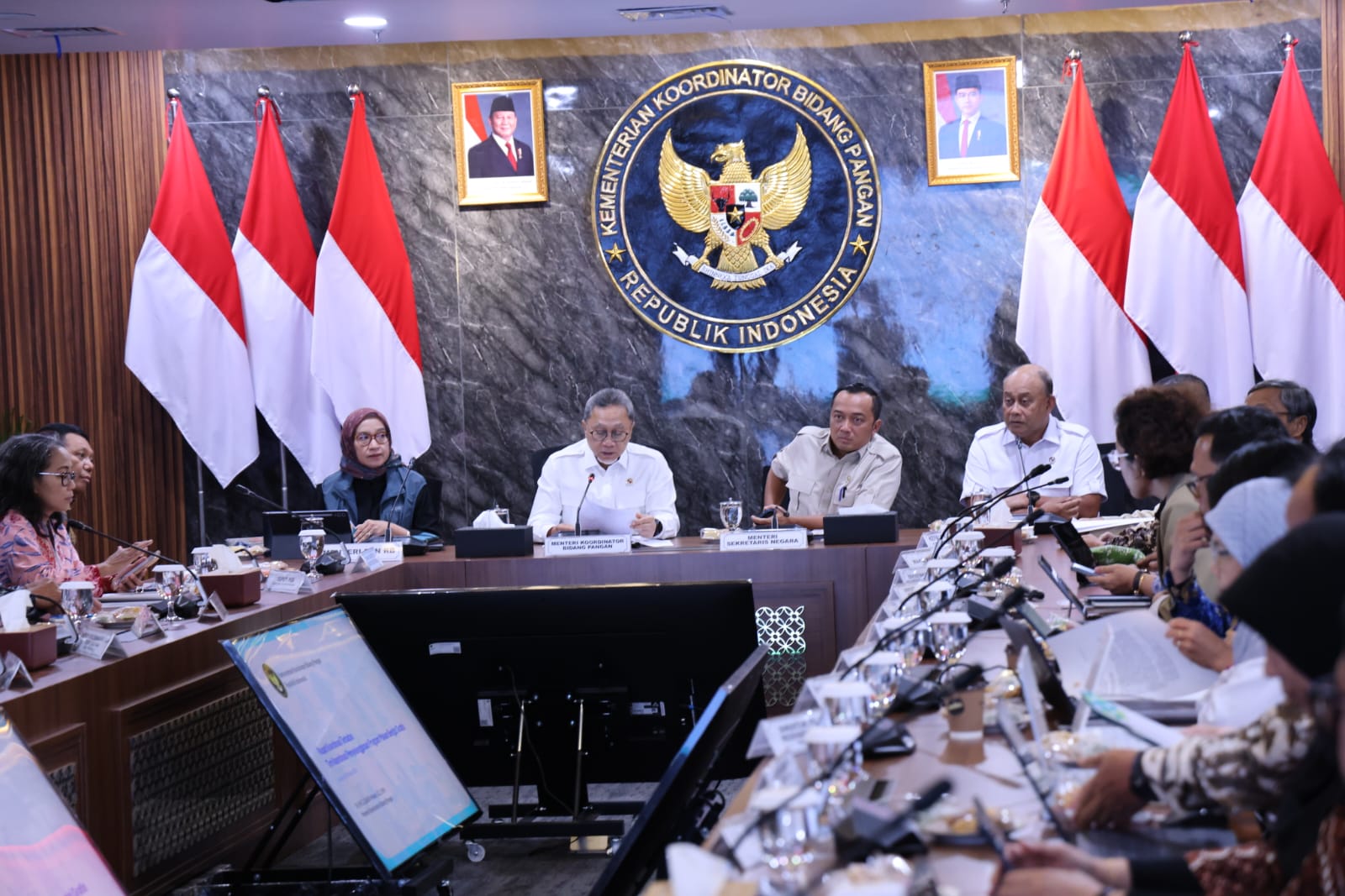 20251028 Rapat Koordinasi Terbatas Tim Koordinasi Penyelenggaraan Program Makan Bergizi Gratis 14