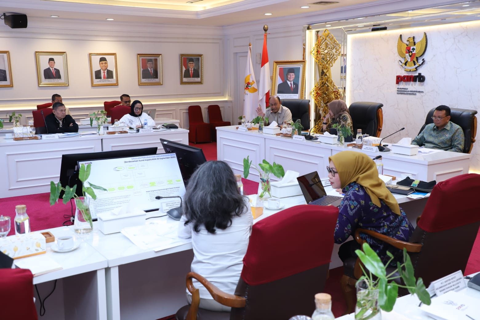 20251030 Rapat Membahas Kelembagaan BGN 12