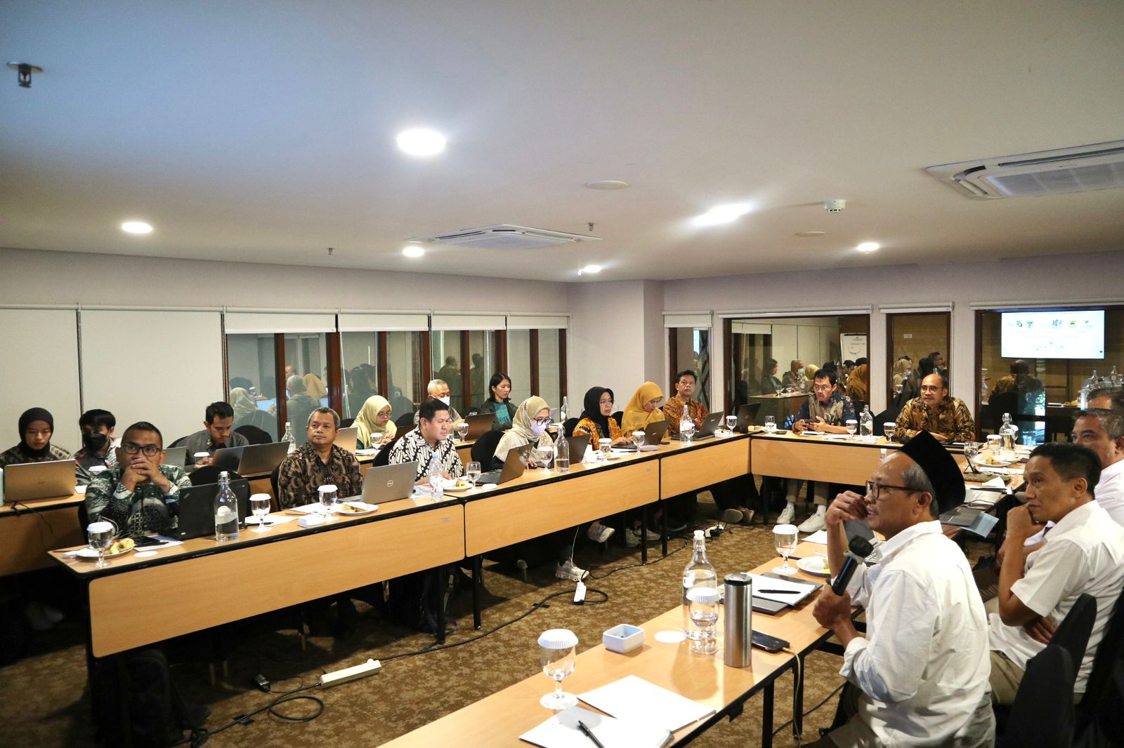 20250904 Rakor Evaluasi RB Tematik Pengentasan Kemiskinan dan Peningkatan Investasi 11