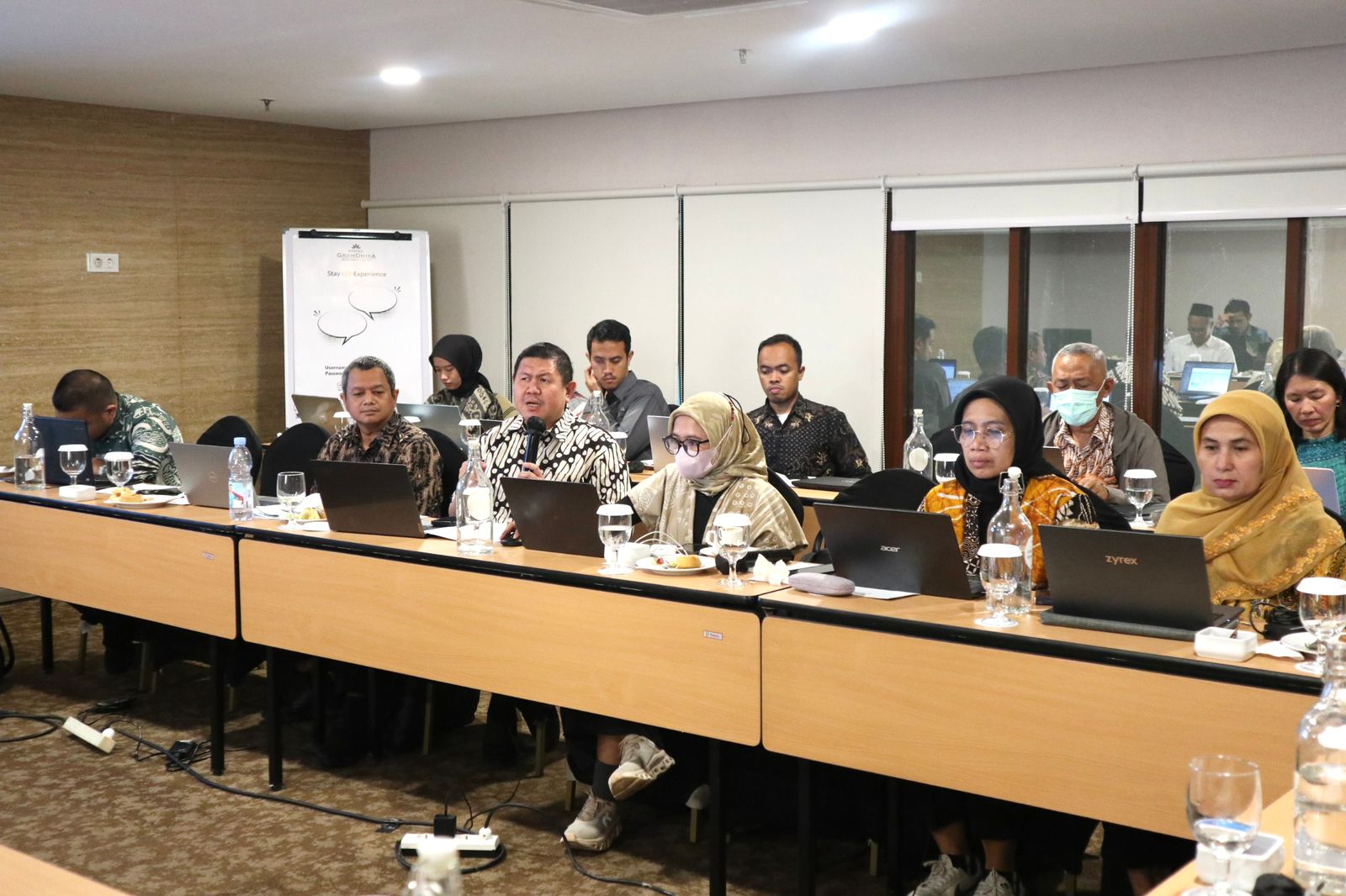 20250904 Rakor Evaluasi RB Tematik Pengentasan Kemiskinan dan Peningkatan Investasi 11