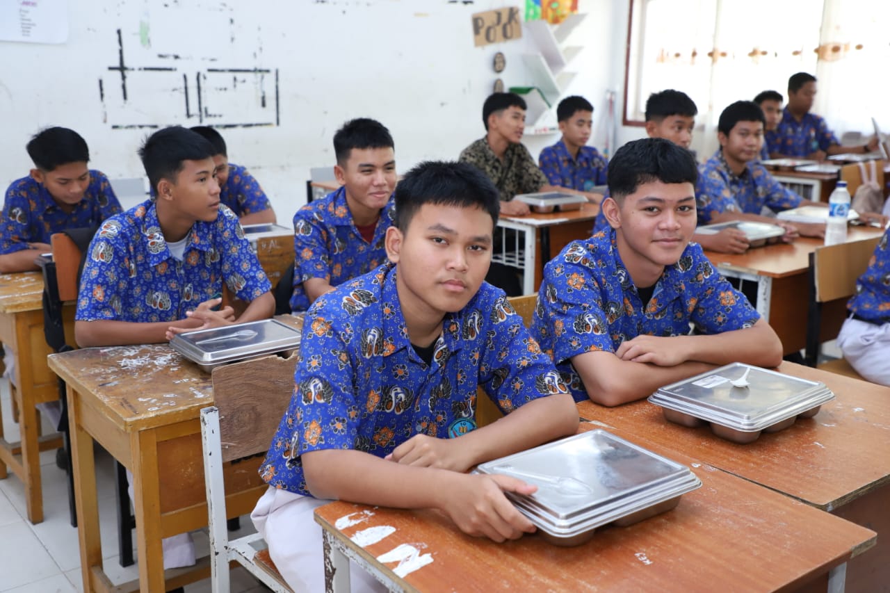 20250918 Peninjauan Makan Bergizi Gratis MBG1