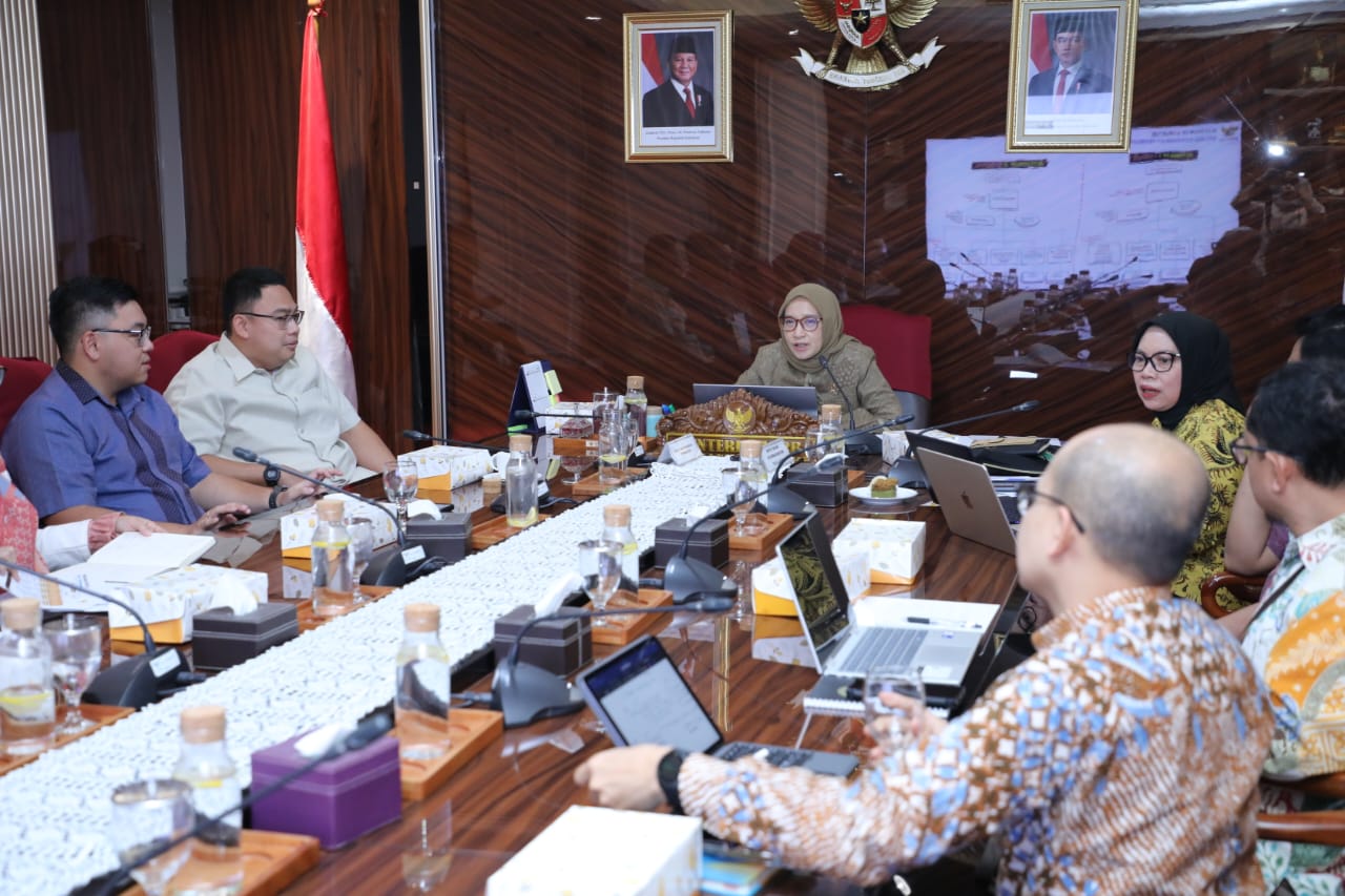 20250918 Rapat Kelembagaan Badan Komunikasi Pemerintah9